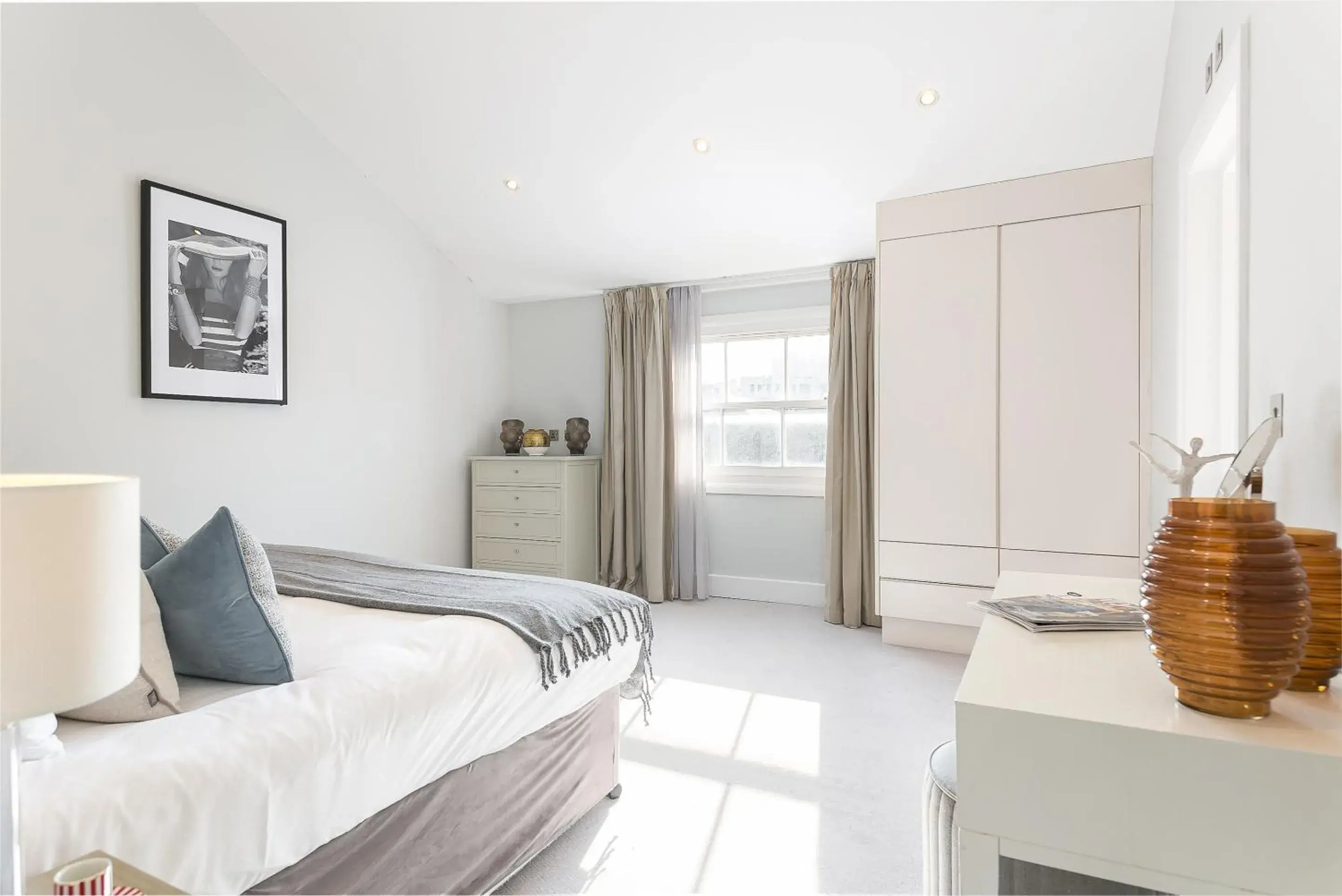 Bed in Chilworth Court Bed in Chilworth Court