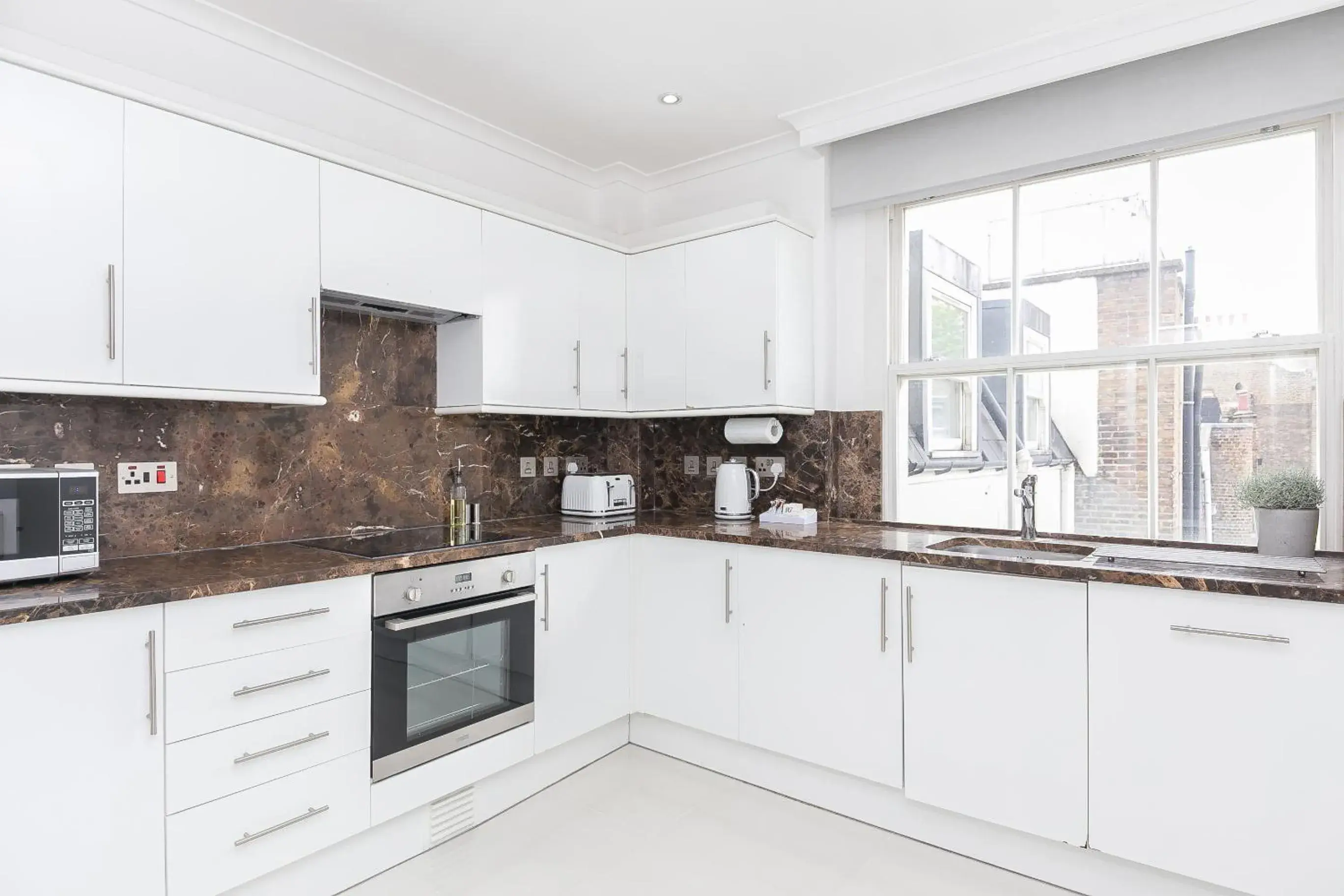 View (from property/room) in Chilworth Court View (from property/room) in Chilworth Court