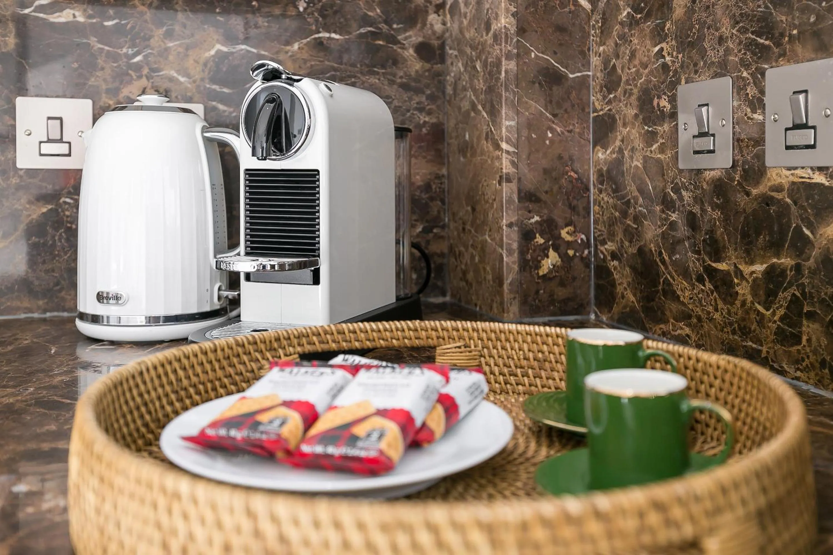 Coffee/tea facilities in Chilworth Court