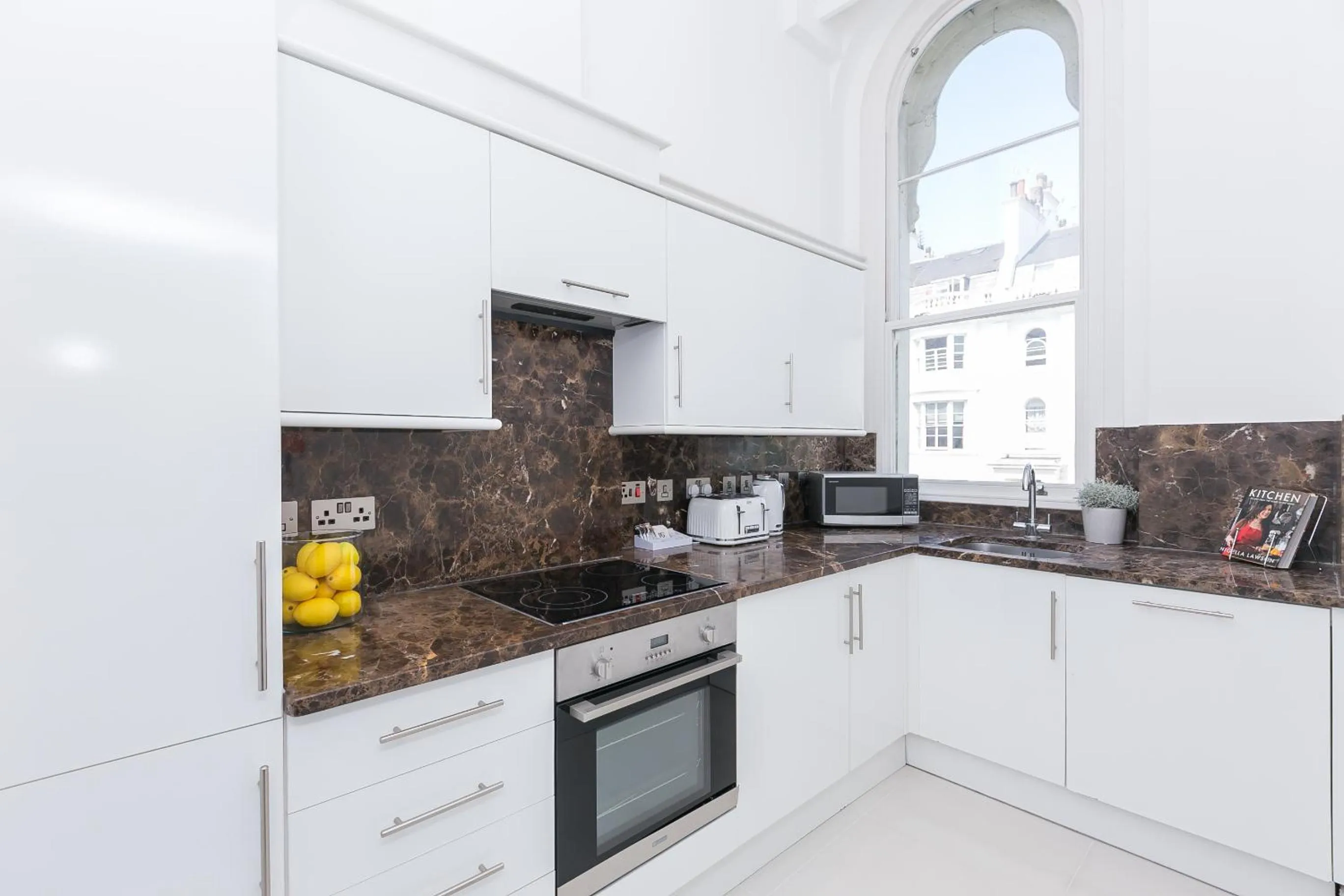 Coffee/tea facilities in Chilworth Court