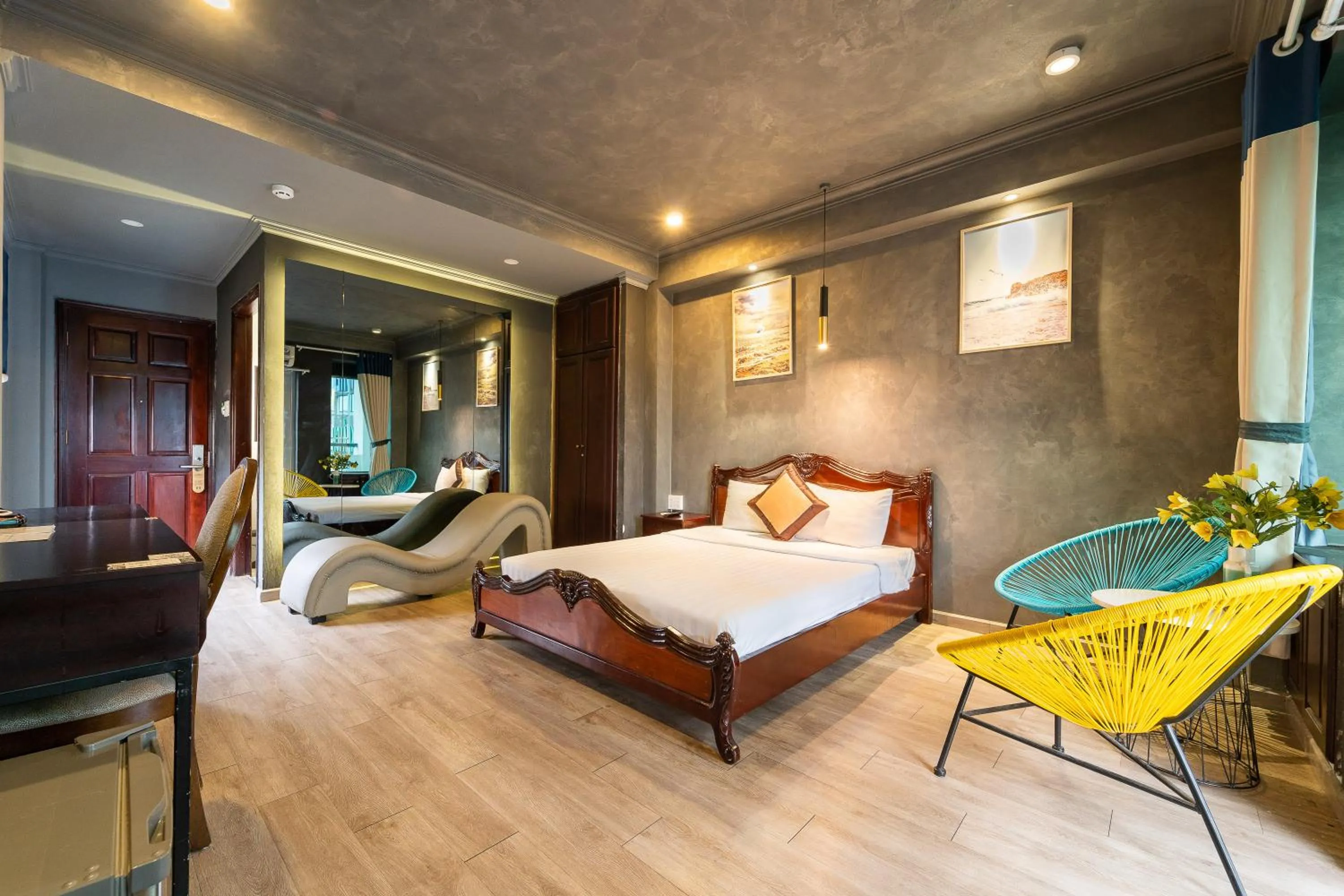 Bed in Happy Homes Ben Thanh Central