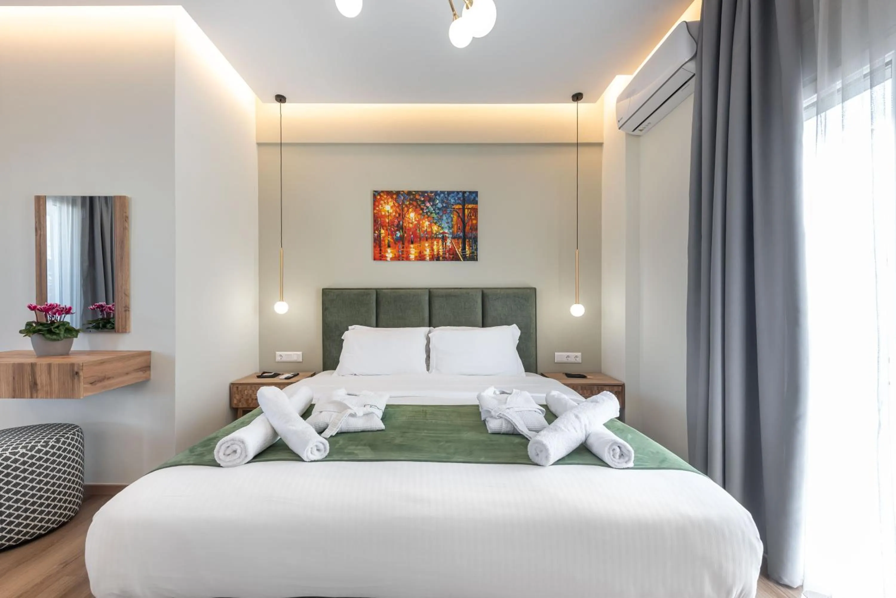 Bedroom, Bed in Acropolis Divine Apartments