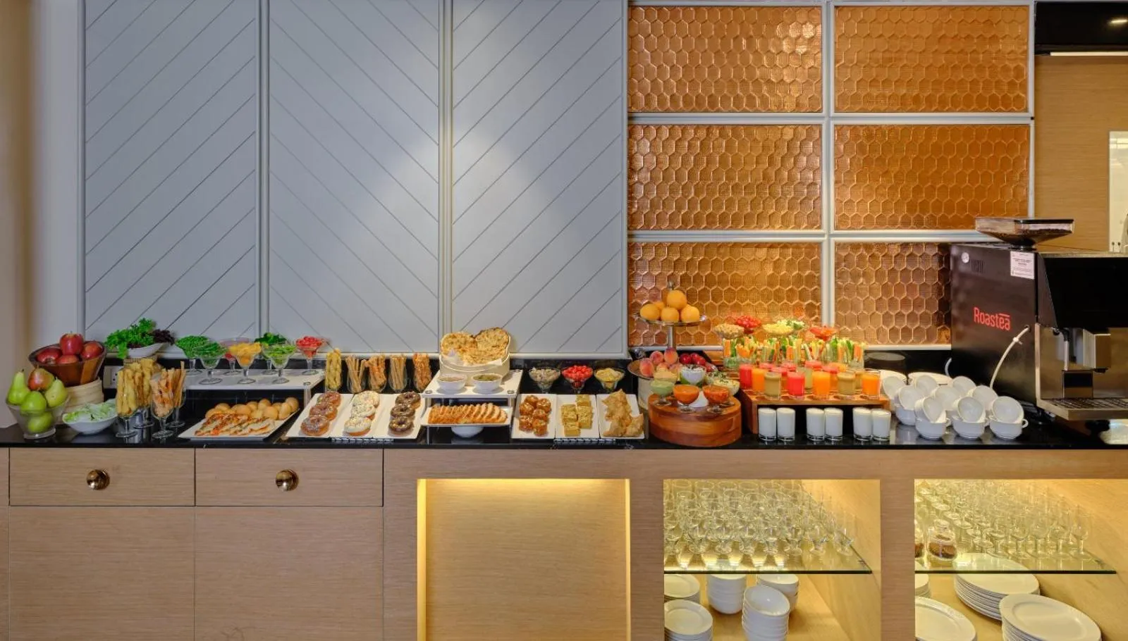 Restaurant/places to eat in Fortune Inn Heritage Walk Amritsar - Member ITC Hotels' Group