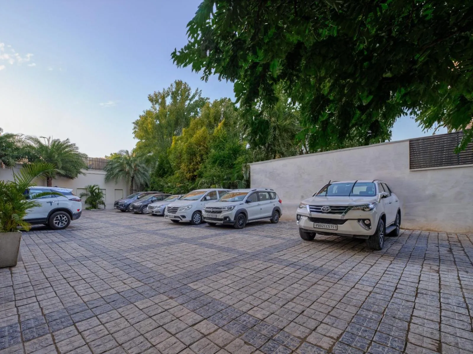 Parking in Fortune Inn Heritage Walk Amritsar - Member ITC Hotels' Group