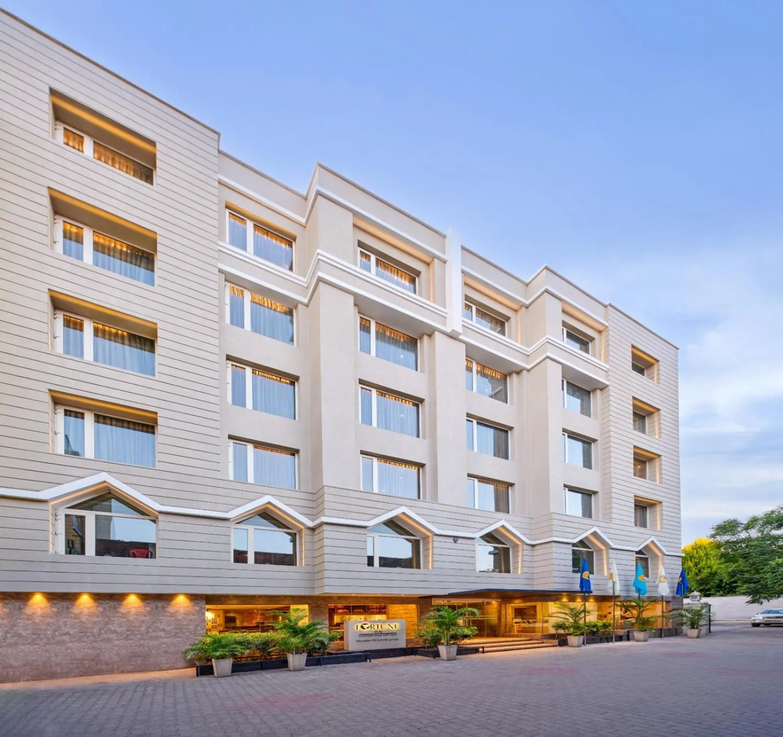 Property building in Fortune Inn Heritage Walk Amritsar - Member ITC Hotels' Group