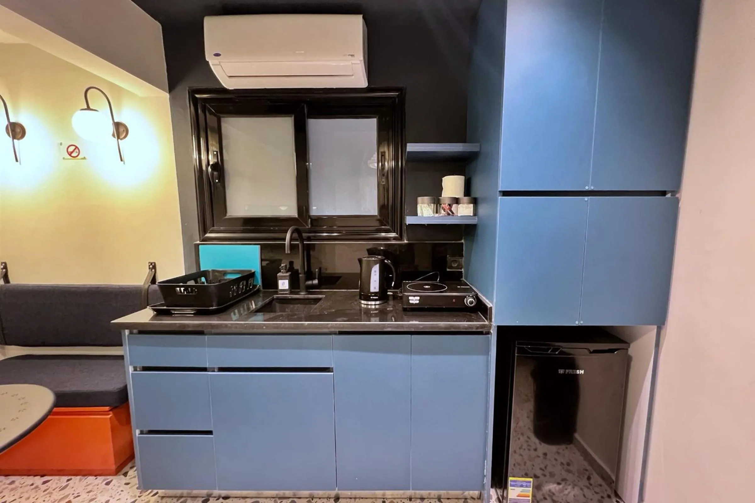 The 1 BDR Cobalt Cube 5 min to CAI Airport