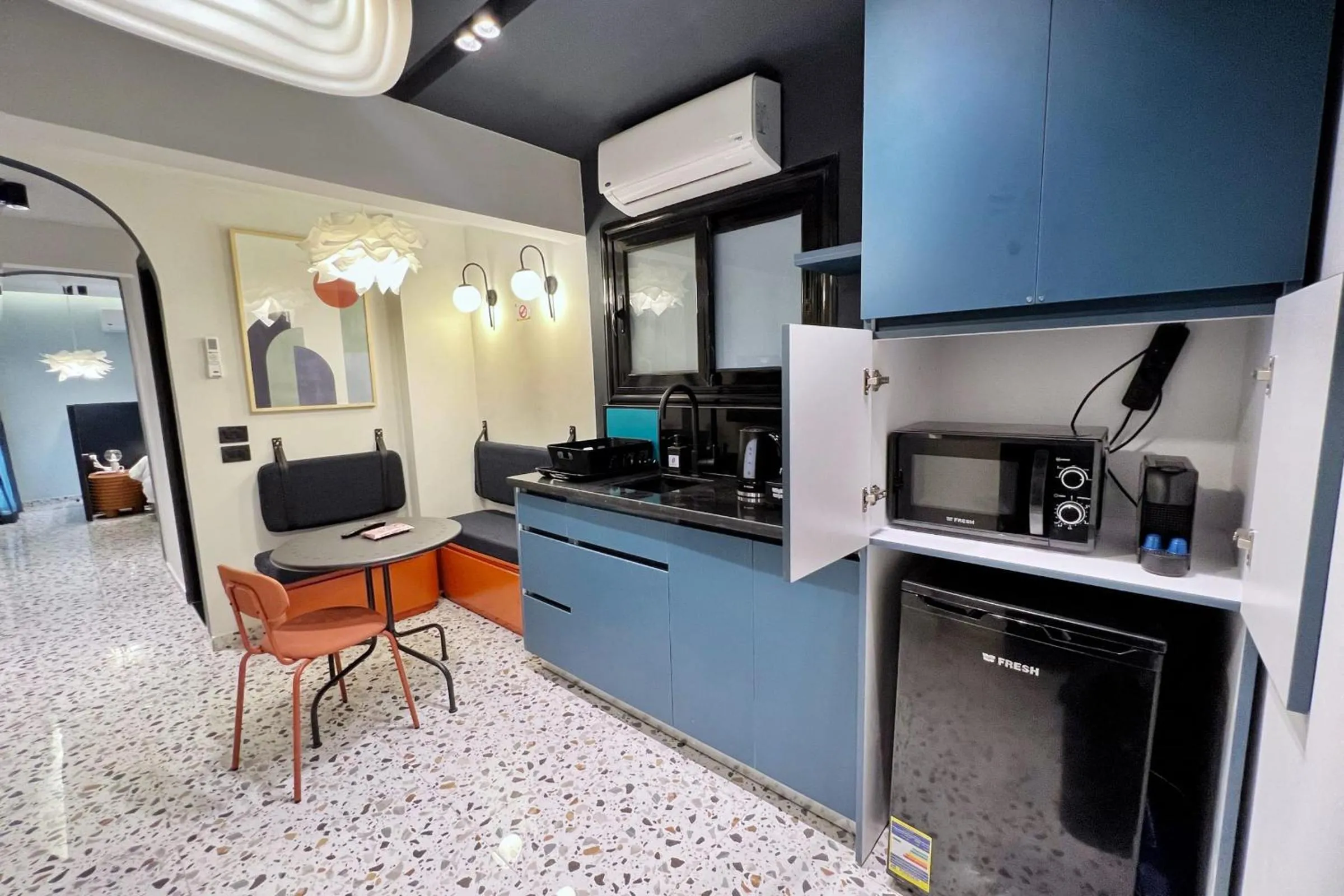 The 1 BDR Cobalt Cube 5 min to CAI Airport