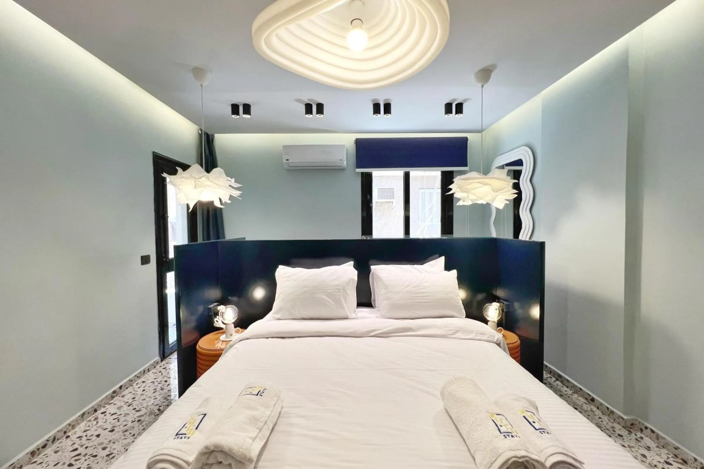 Bed in The 1 BDR Cobalt Cube 5 min to CAI Airport