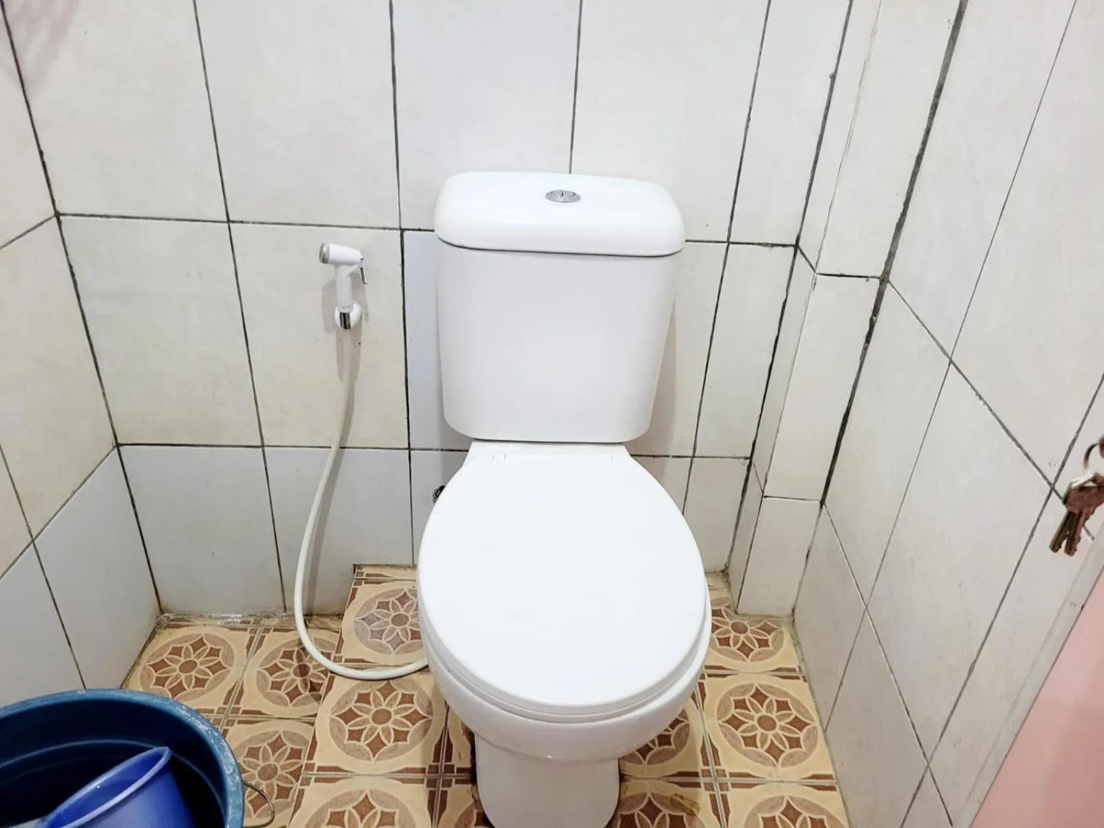 Toilet in Wisma Gahalta by Fans