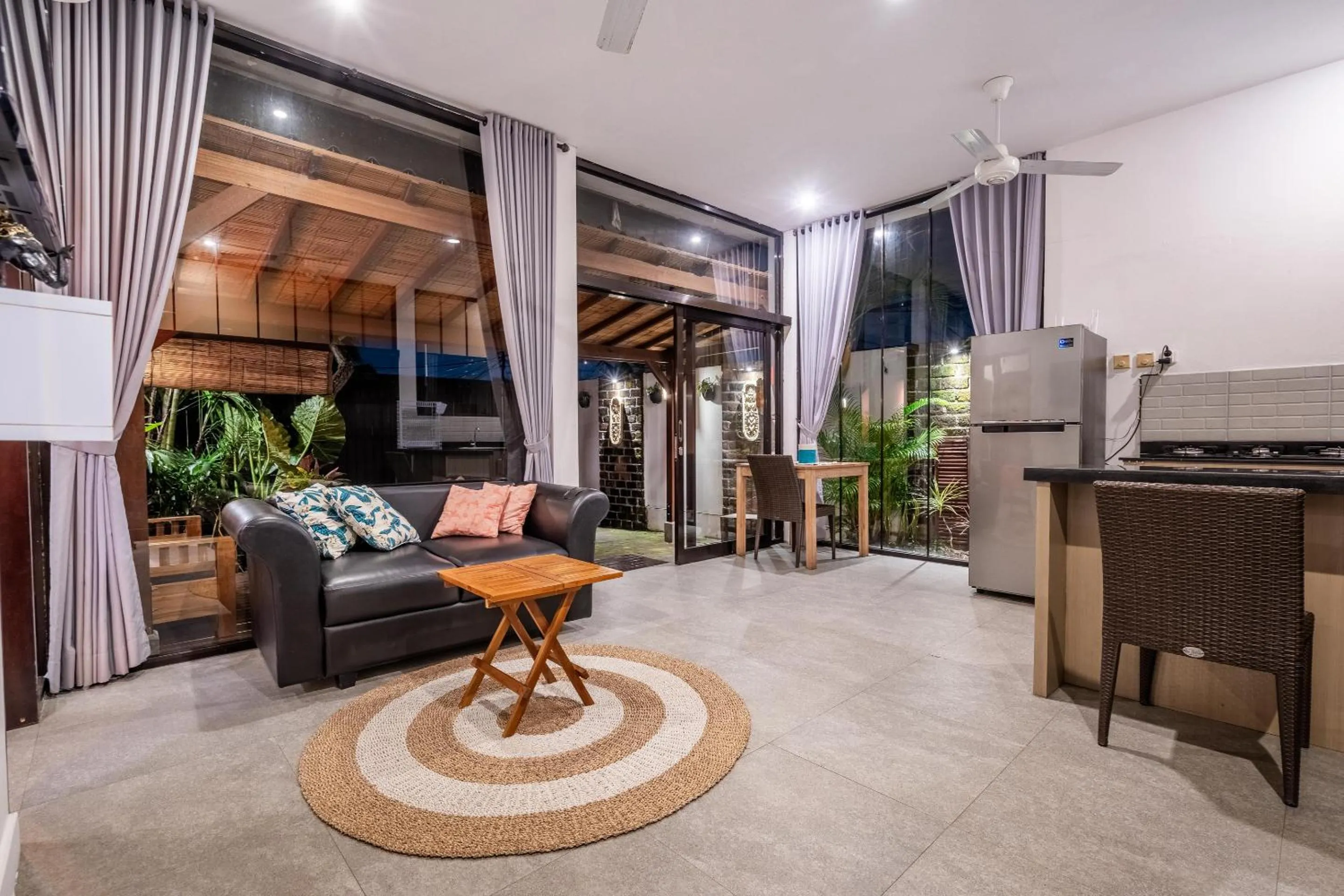 Night in Ubud Residences 888 - Complex Private Villas with pools