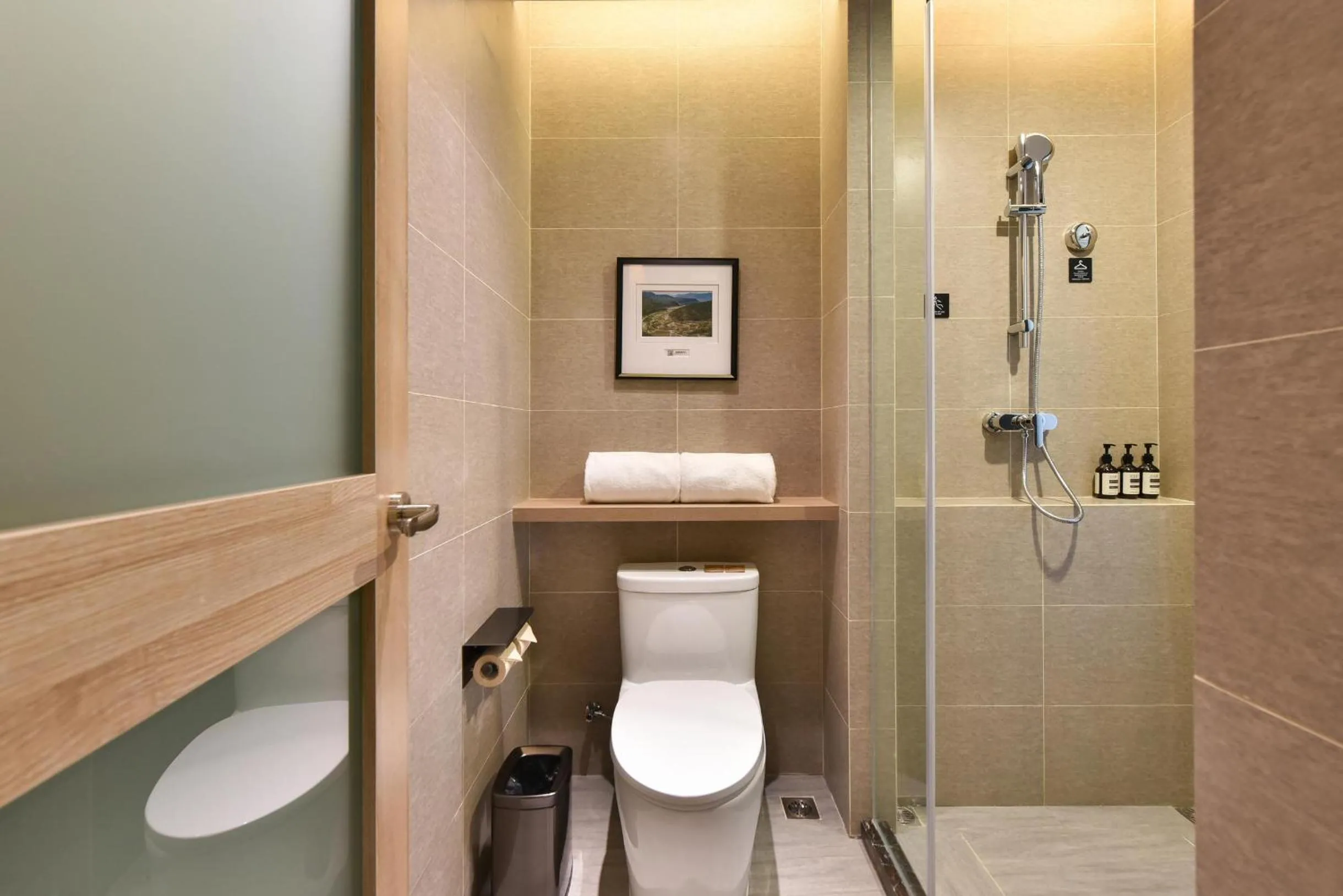Toilet in Atour Hotel Beijing Yizhuang Mobile Silicon Valley