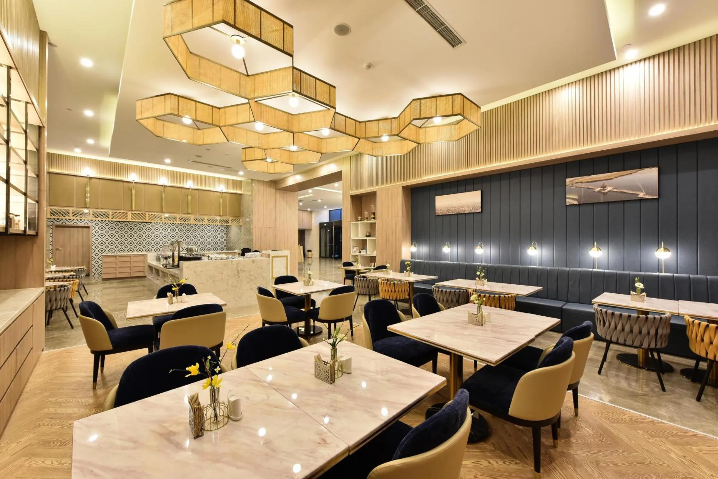 Restaurant/places to eat in Atour Hotel Beijing Yizhuang Mobile Silicon Valley