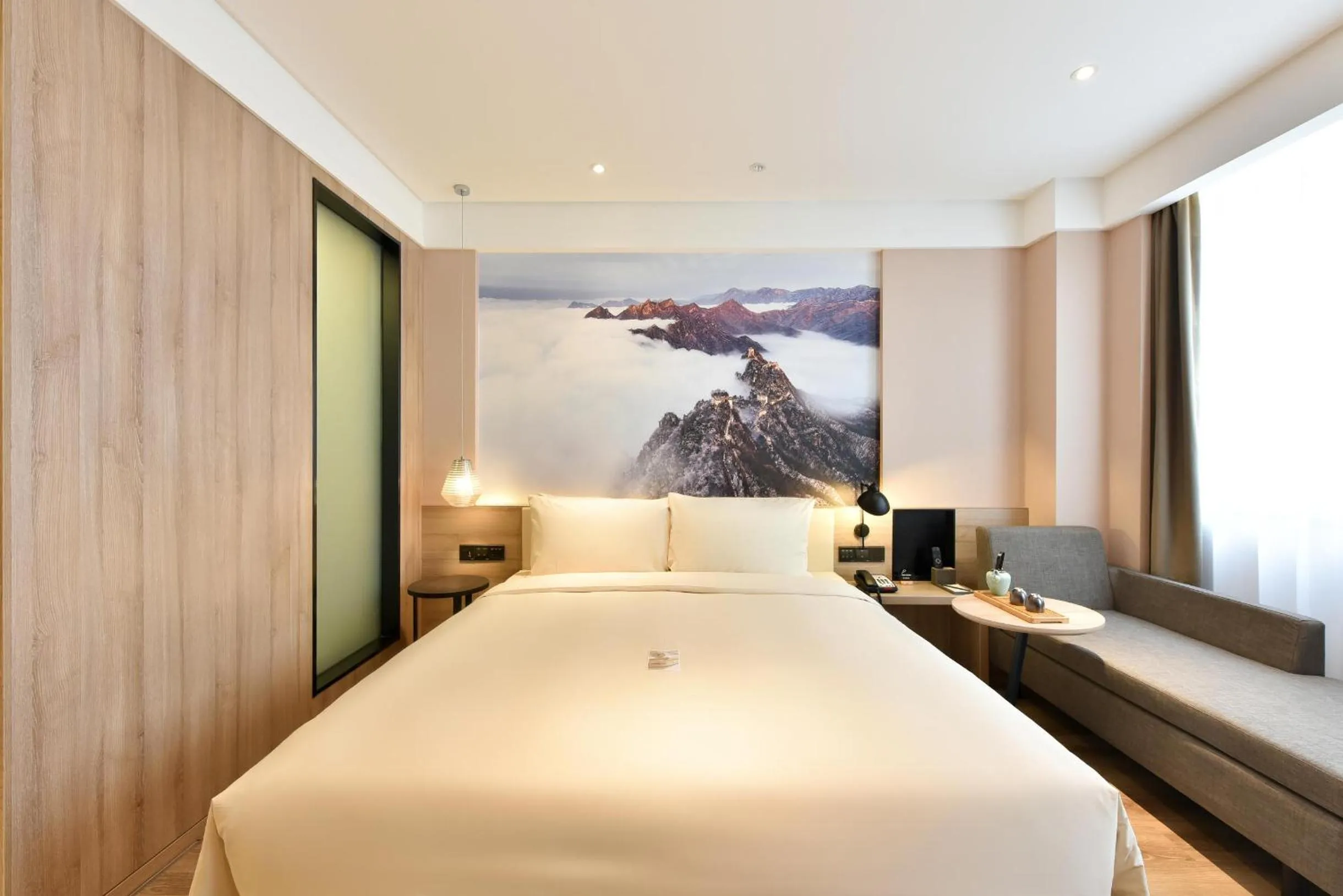 Bed in Atour Hotel Beijing Yizhuang Mobile Silicon Valley