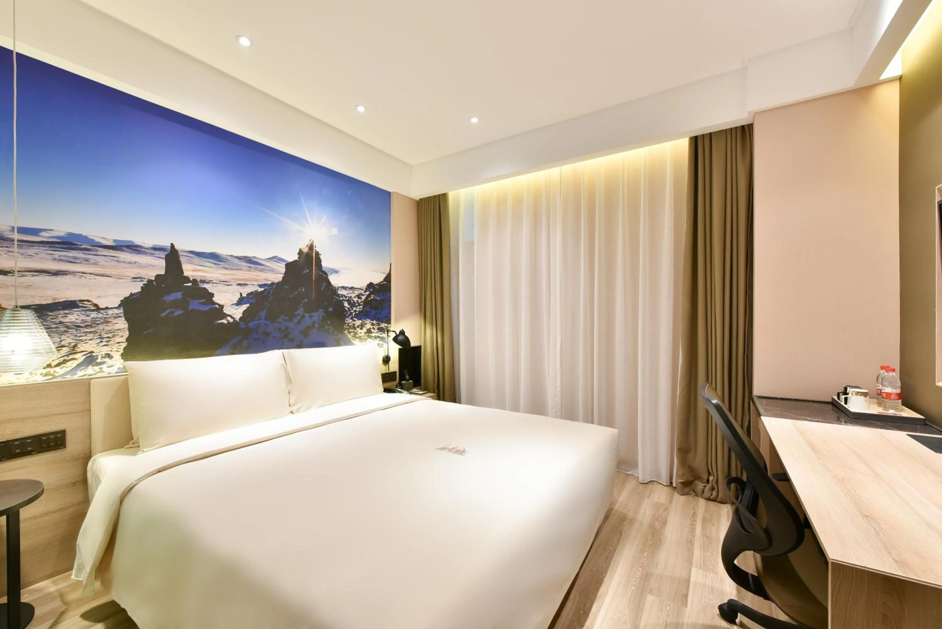 Bedroom, Bed in Atour Hotel Beijing Yizhuang Mobile Silicon Valley