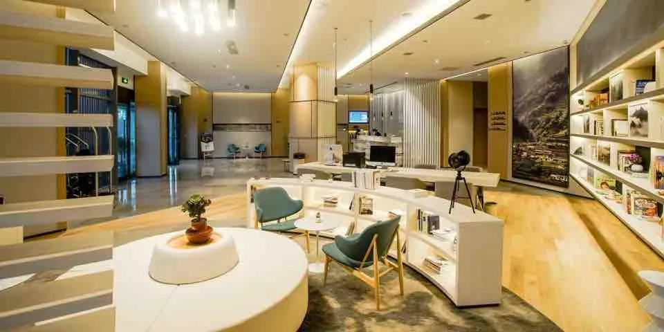 Atour Hotel Qinhuangdao Xiangxi Sea