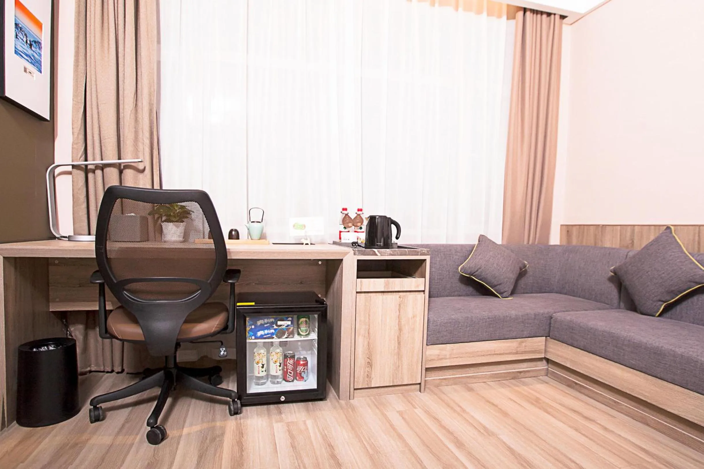 Atour Hotel Qinhuangdao Railway Station Yingbin Road