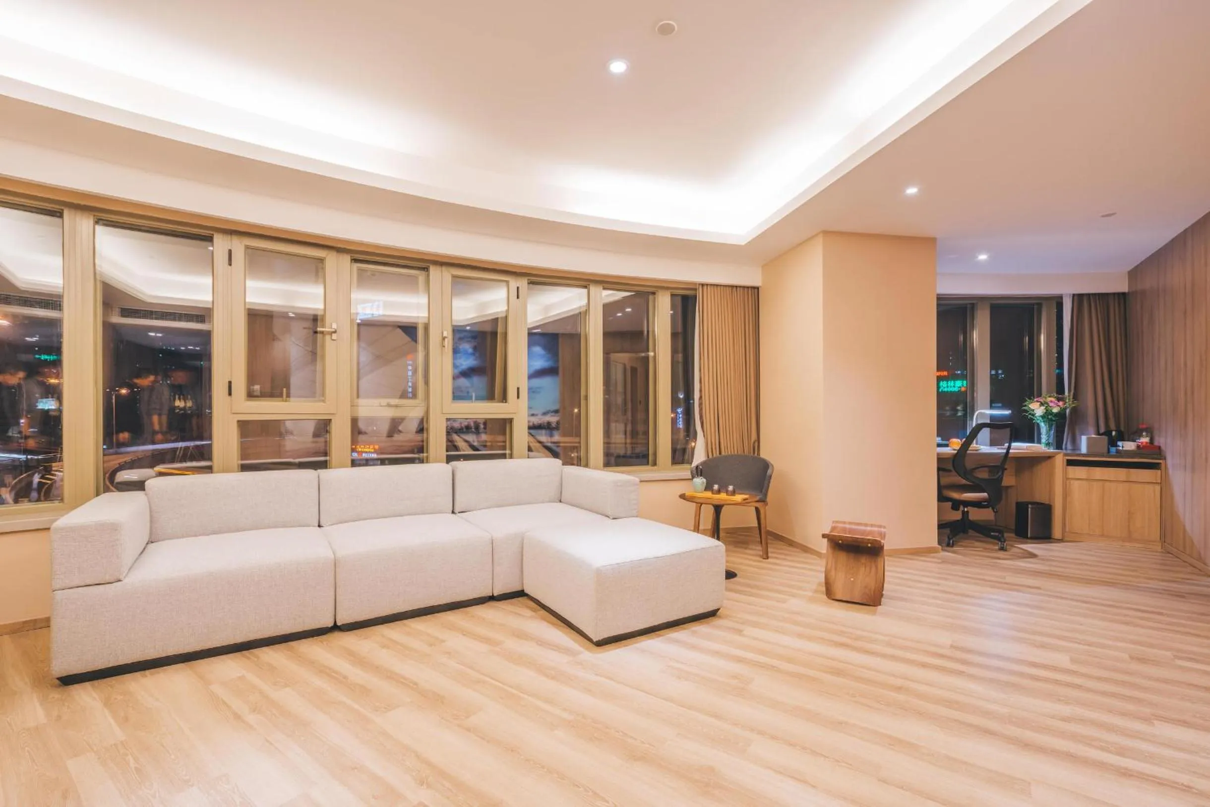 Atour Hotel Shanghai Wujiaochang Dabaishu