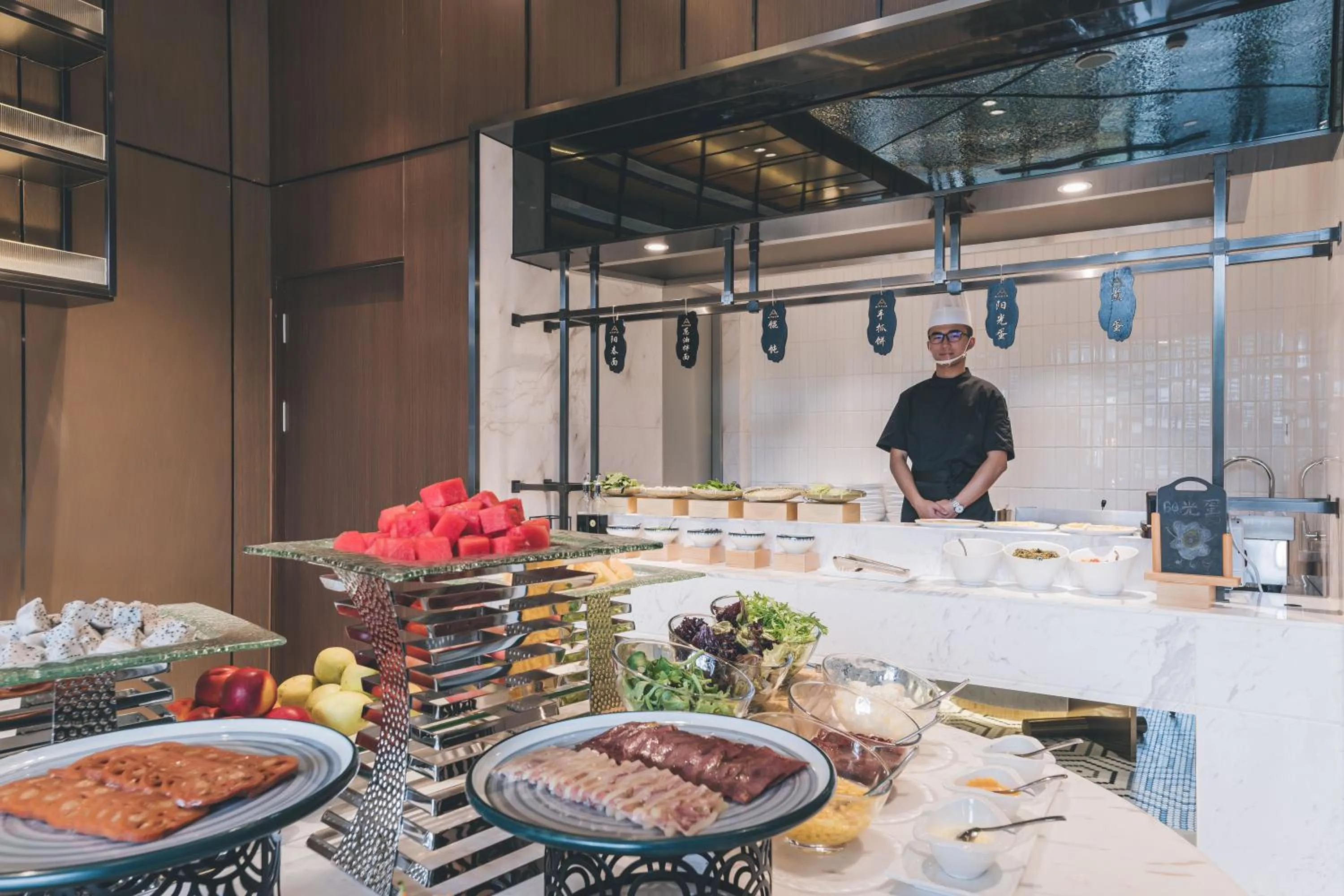 Restaurant/places to eat in Atour Hotel Shanghai Hongqiao International Exhibition Linkong Park