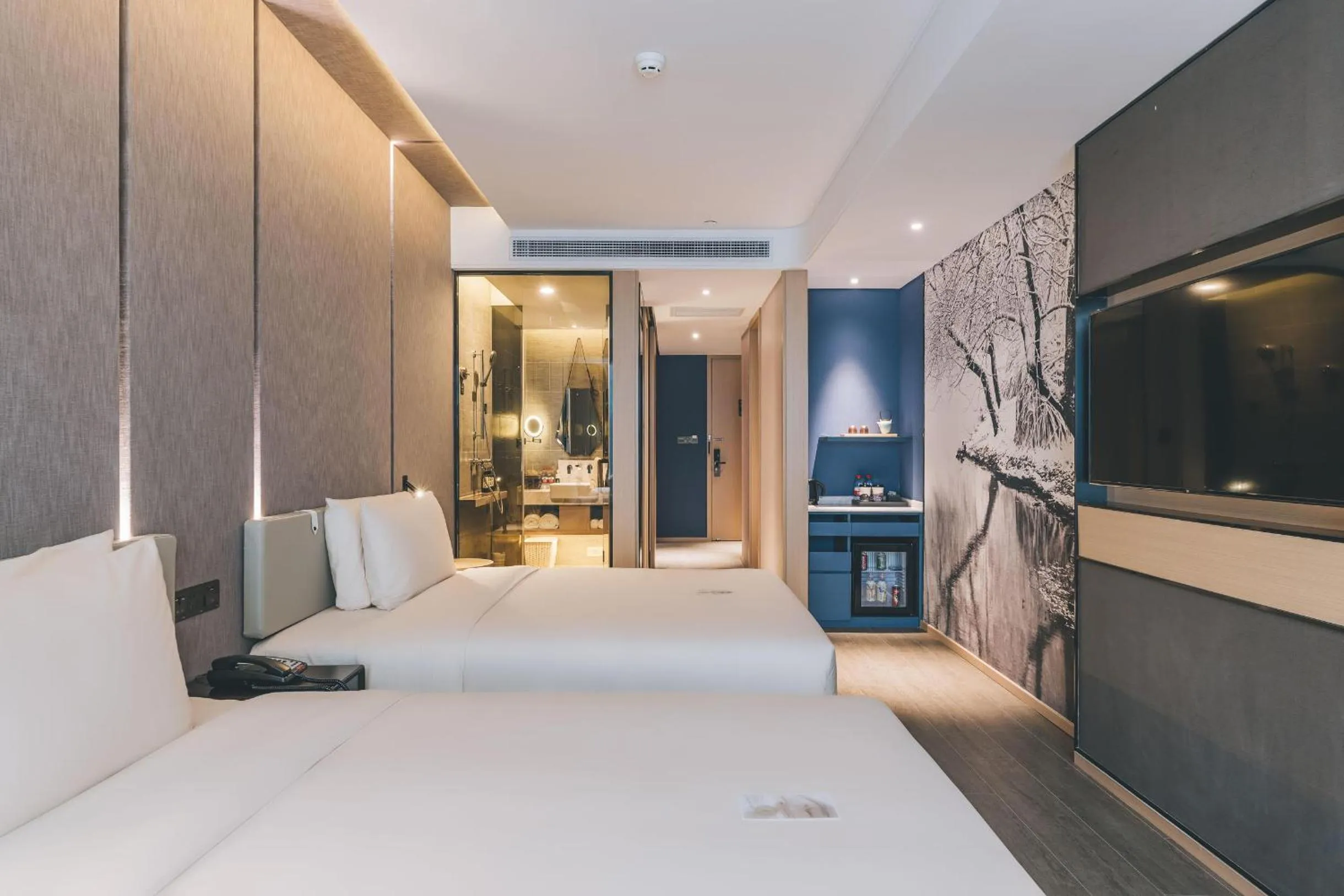 Bedroom in Atour Hotel Shanghai Hongqiao International Exhibition Linkong Park