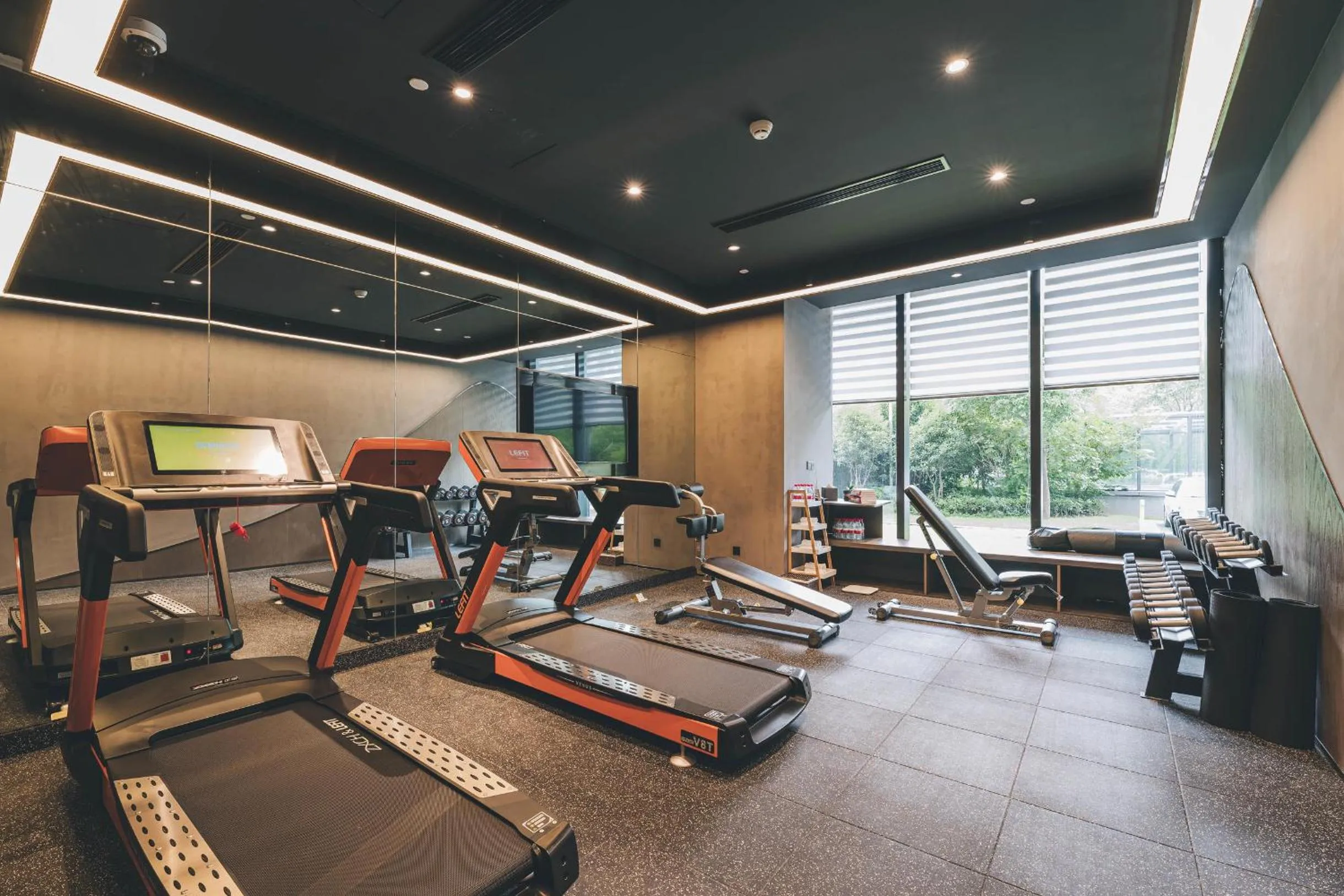 Fitness centre/facilities in Atour Hotel Shanghai Hongqiao International Exhibition Linkong Park