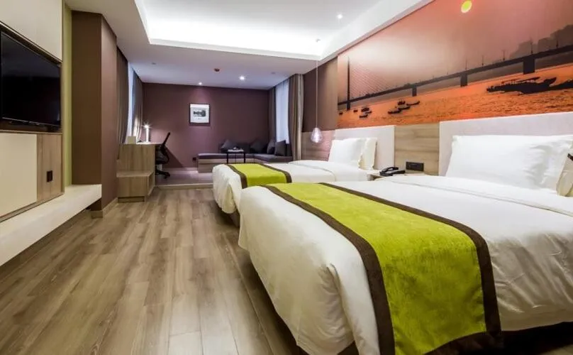 Bed in Atour Music Hotel Hangzhou West Lake