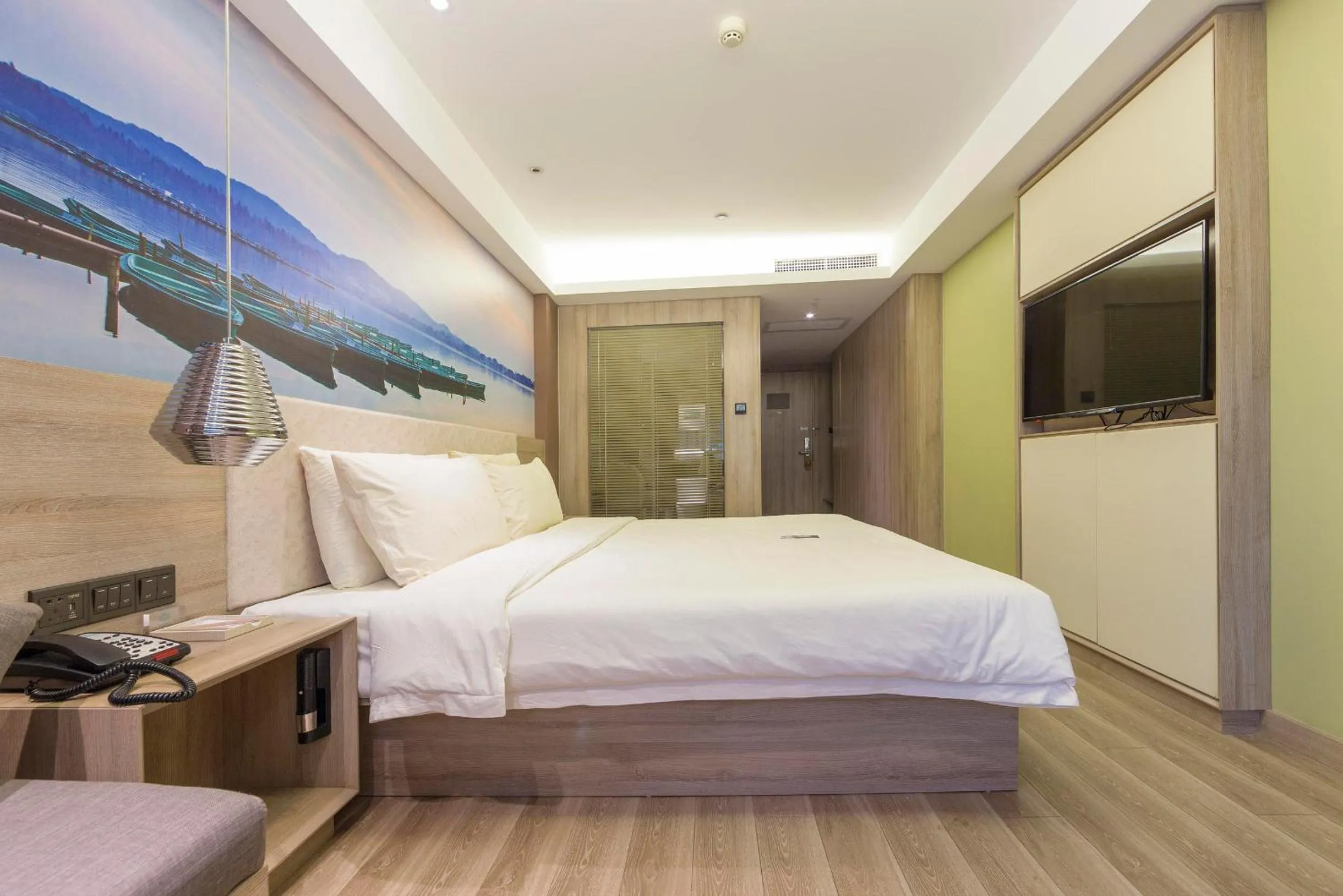 Bed in Atour Music Hotel Hangzhou West Lake