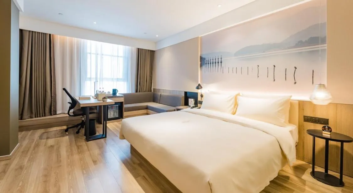 Bed in Atour Hotel Ningbo International Convention and Exhibition Center