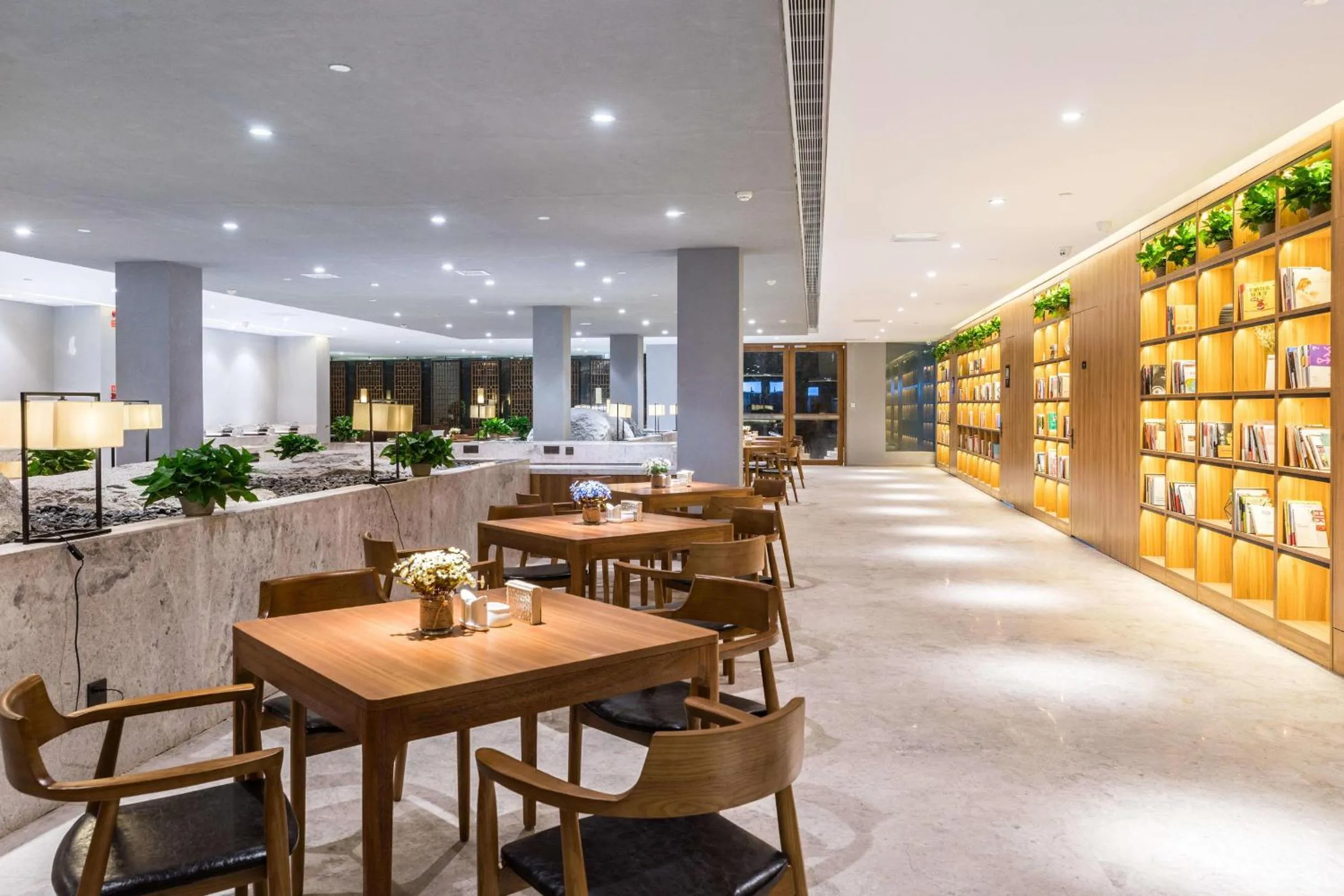 Atour Hotel Xiamen Jimei University