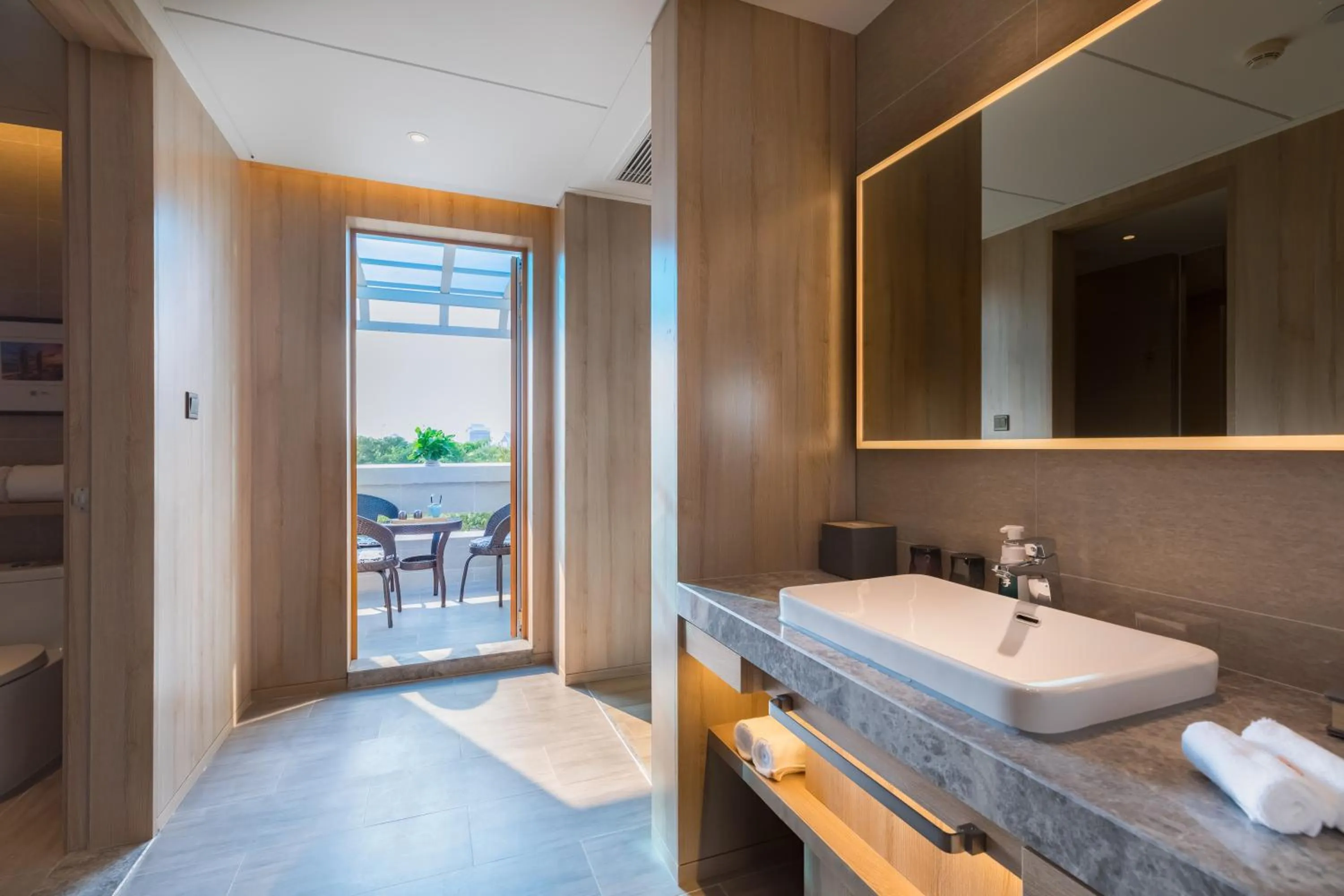 Atour Hotel Xiamen Jimei University