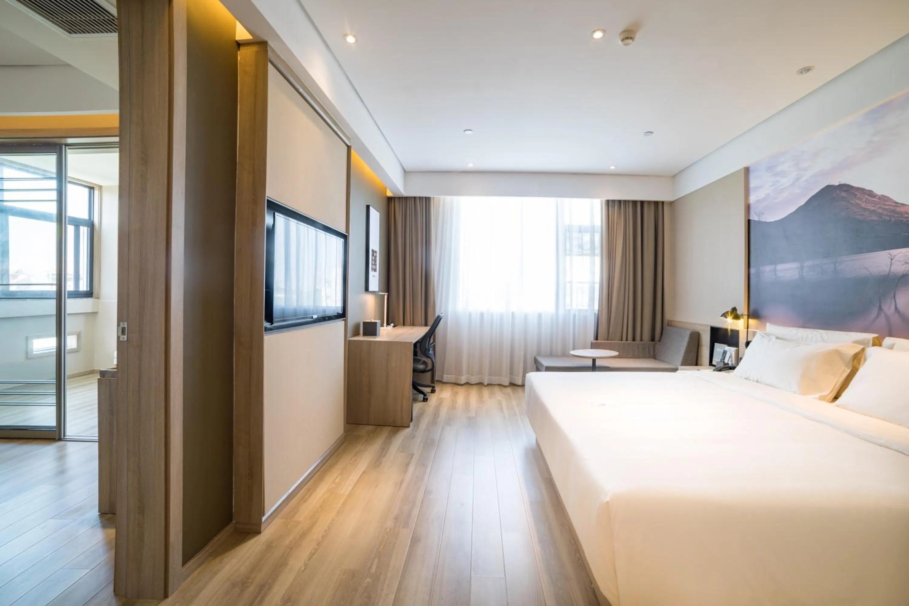 Bed in Atour Hotel Xiamen Jimei University