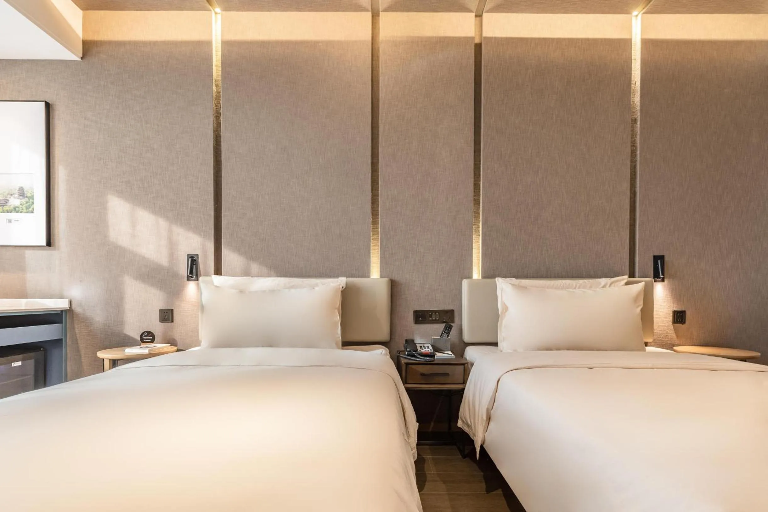 Bed in Atour Hotel Jinan Grand View Garden