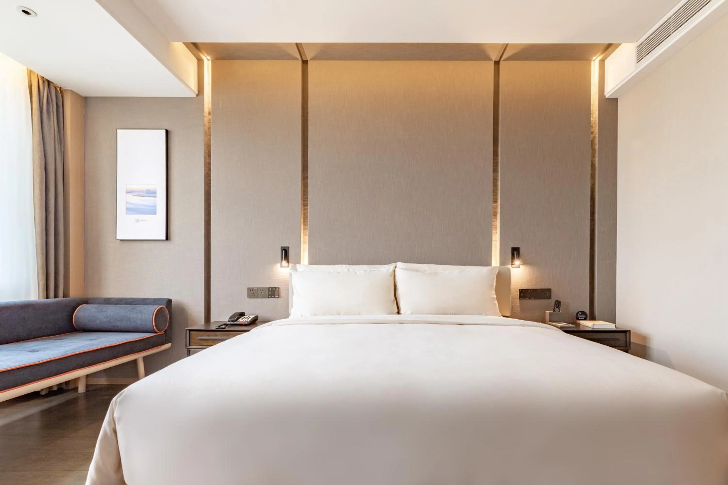 Bedroom, Bed in Atour Hotel Jinan Grand View Garden