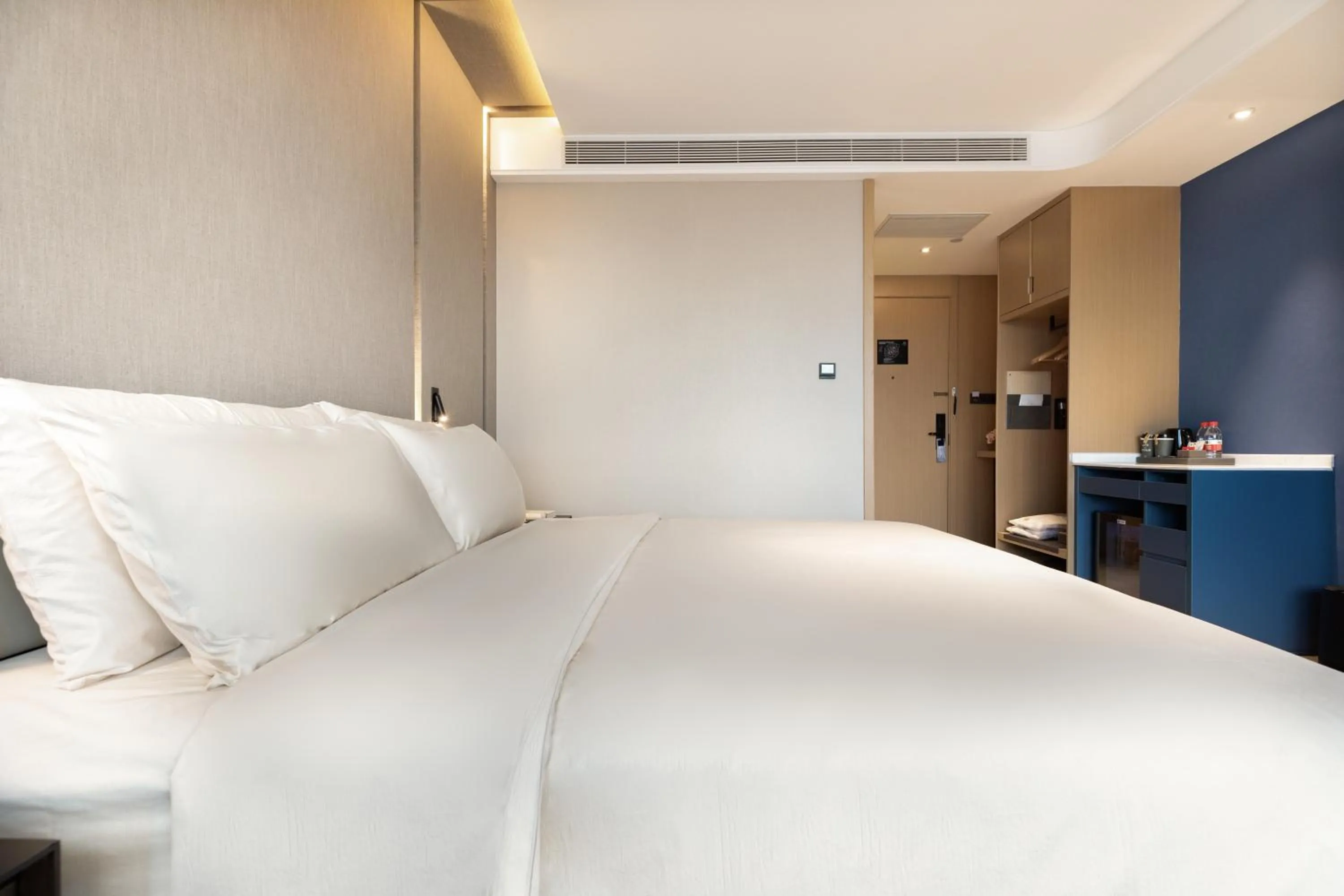 Bed in Atour Hotel Jinan Grand View Garden