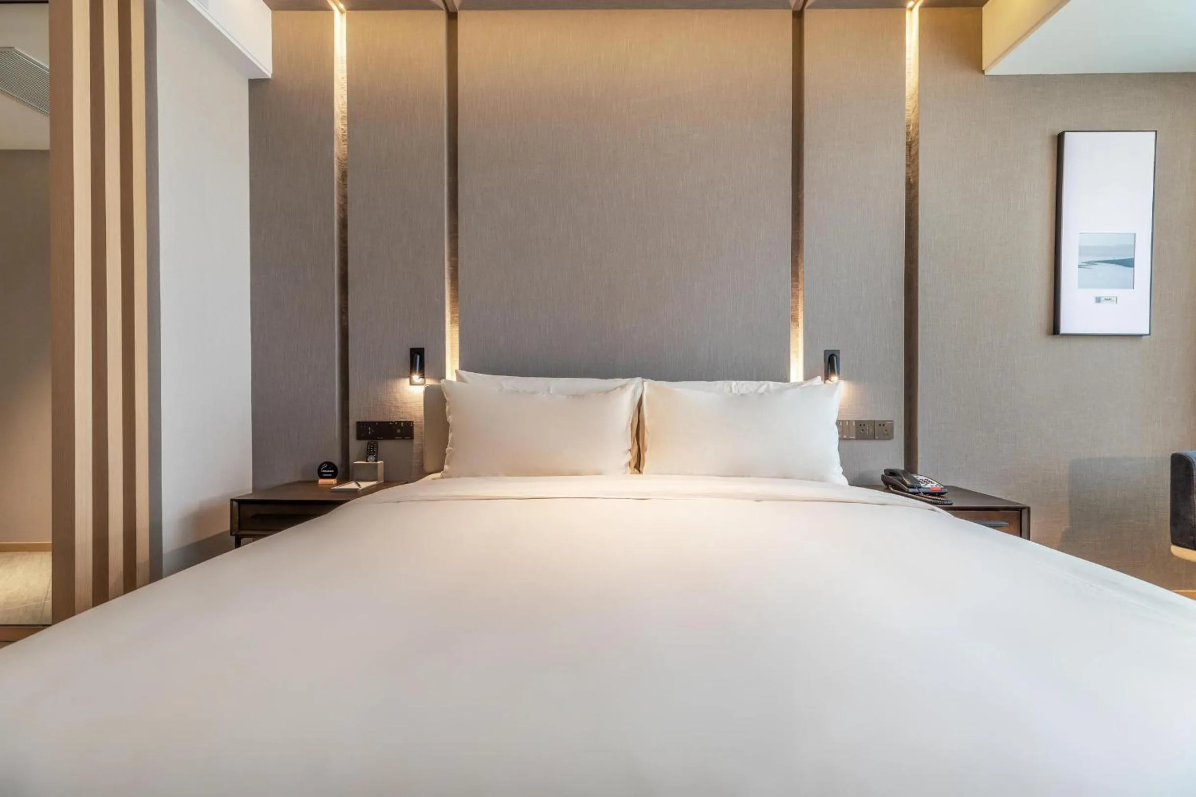 Bed in Atour Hotel Jinan Grand View Garden
