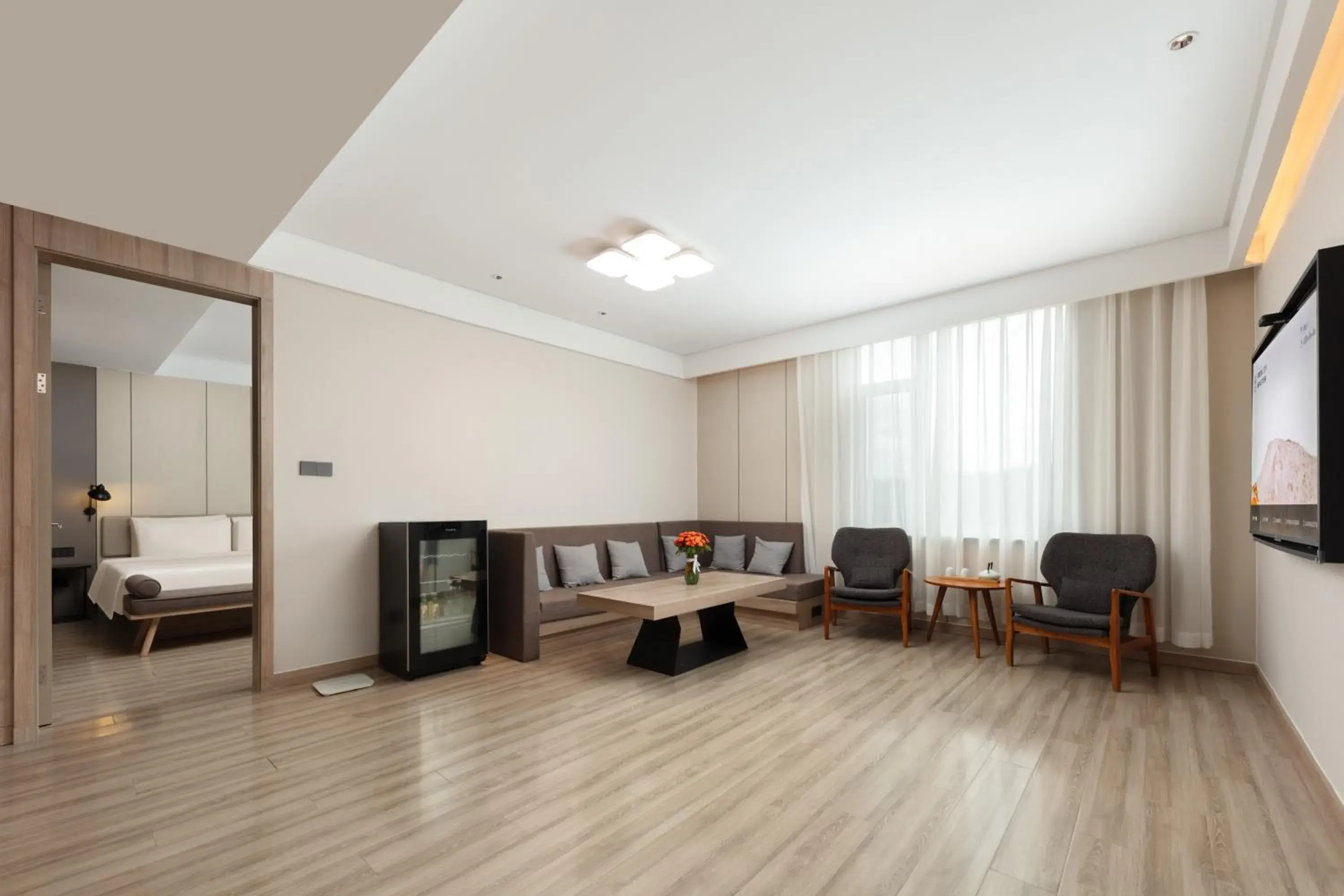 Photo of the whole room in Atour Hotel Yantai South Station Yingchun Street Photo of the whole room in Atour Hotel Yantai South Station Yingchun Street