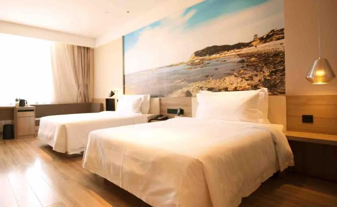 Bed in Atour Hotel Yantai South Station Yingchun Street