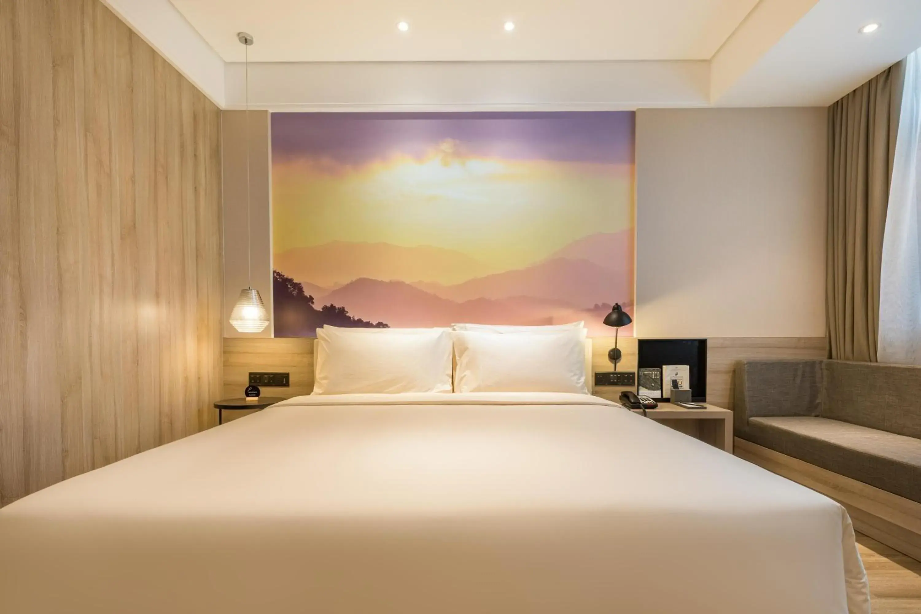 Bed in Atour Hotel Guangzhou Huadu Square Bed in Atour Hotel Guangzhou Huadu Square