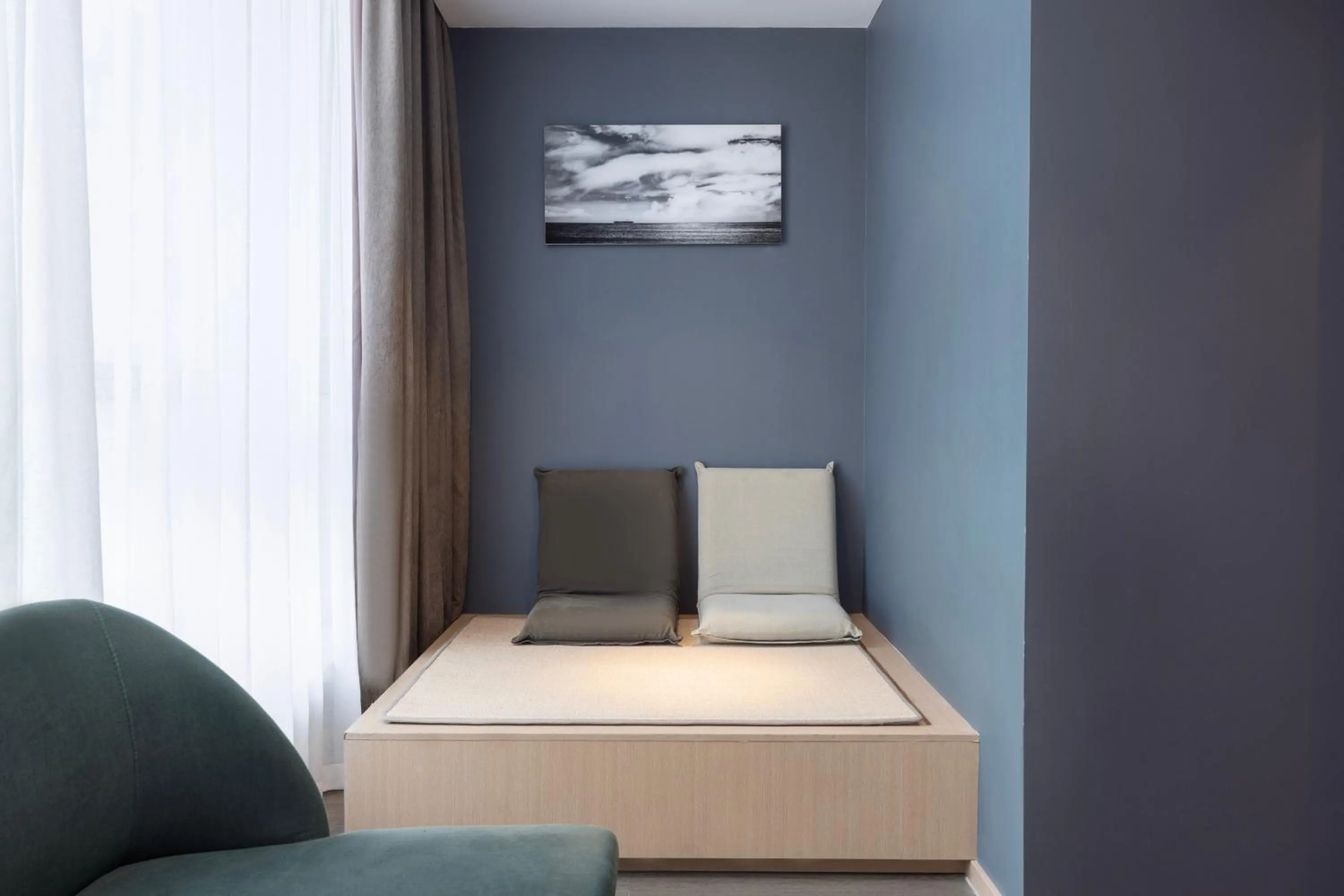 Bed in Atour Hotel Gangding Metro Station Taikoo Hui Tianhe Guangzhou