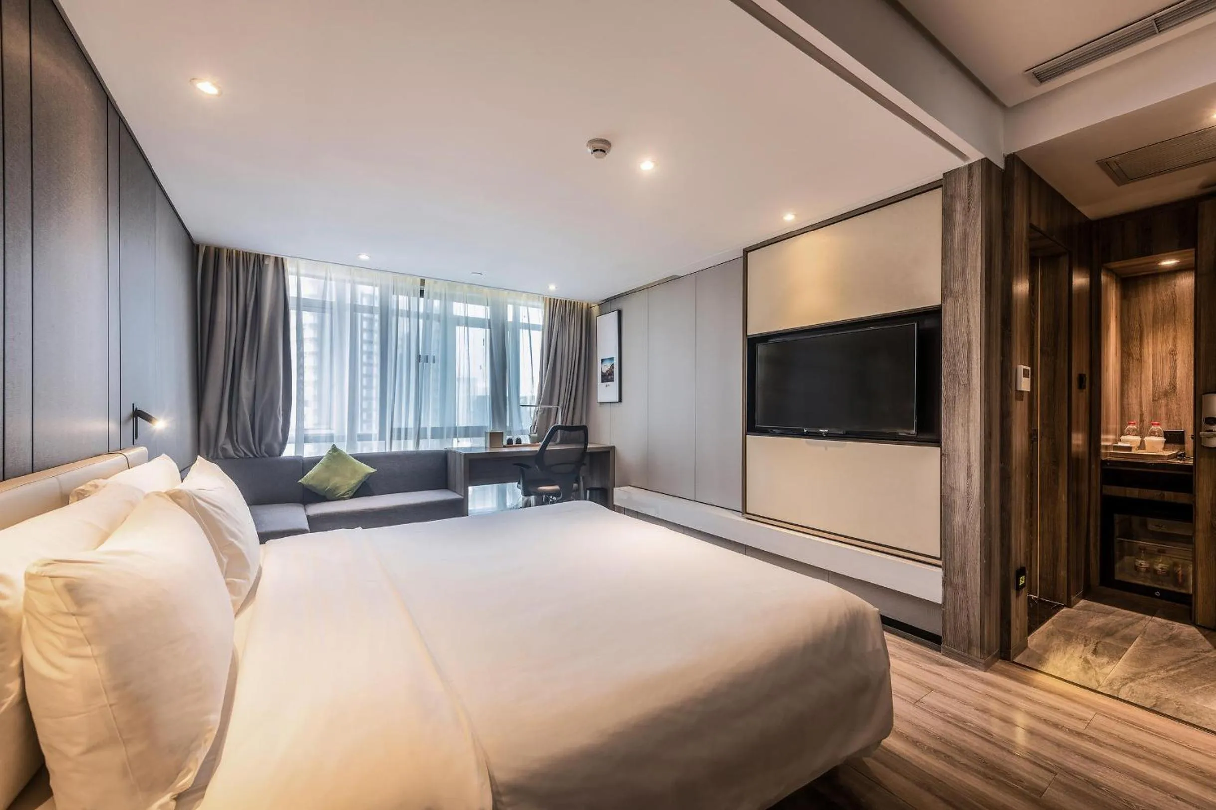 Bed in Atour Hotel Shenzhen Nanshan Coast City