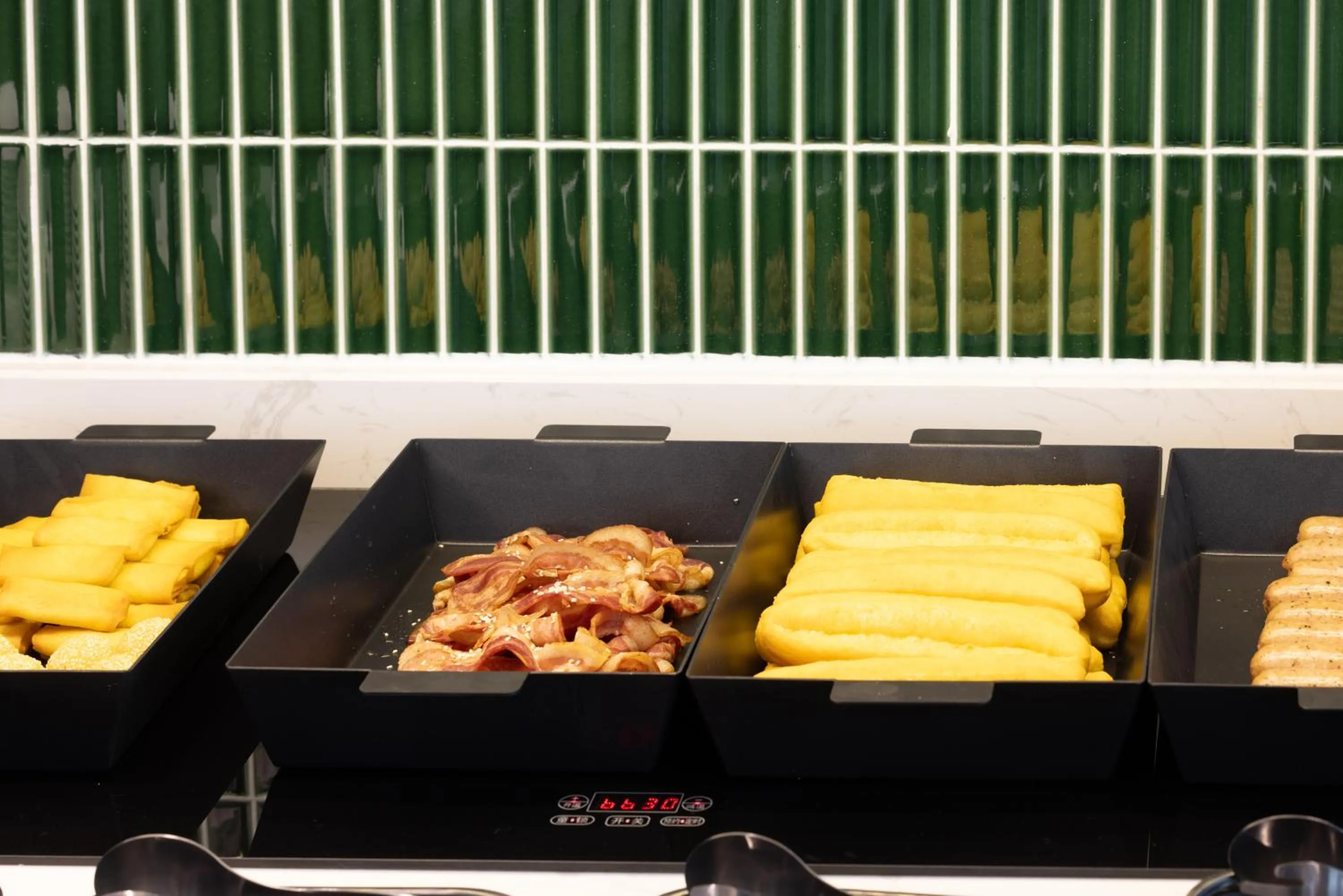 Restaurant/places to eat in Atour Hotel Shenzhen Nanshan Coast City