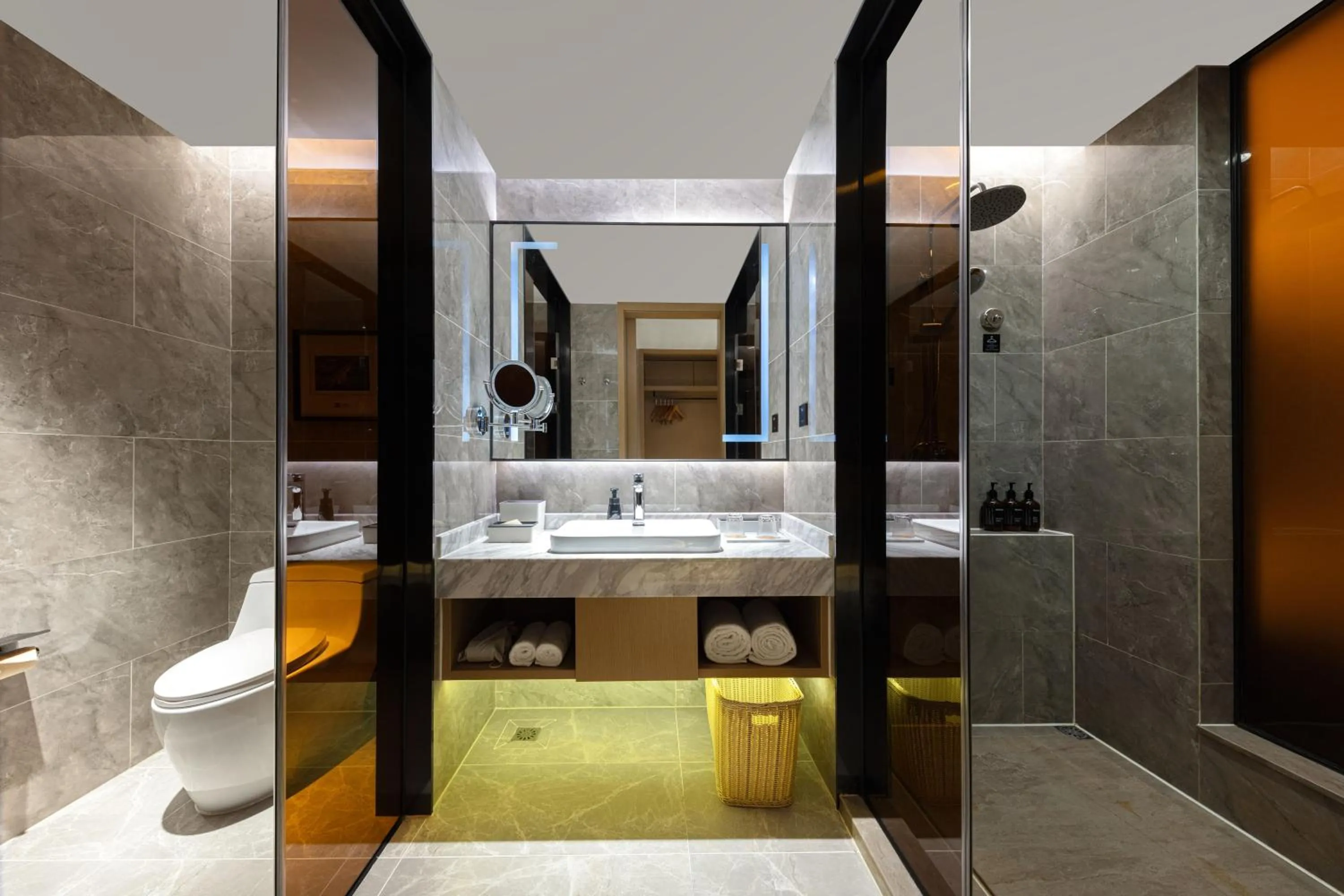 Atour S Hotel Chongqing Crown International