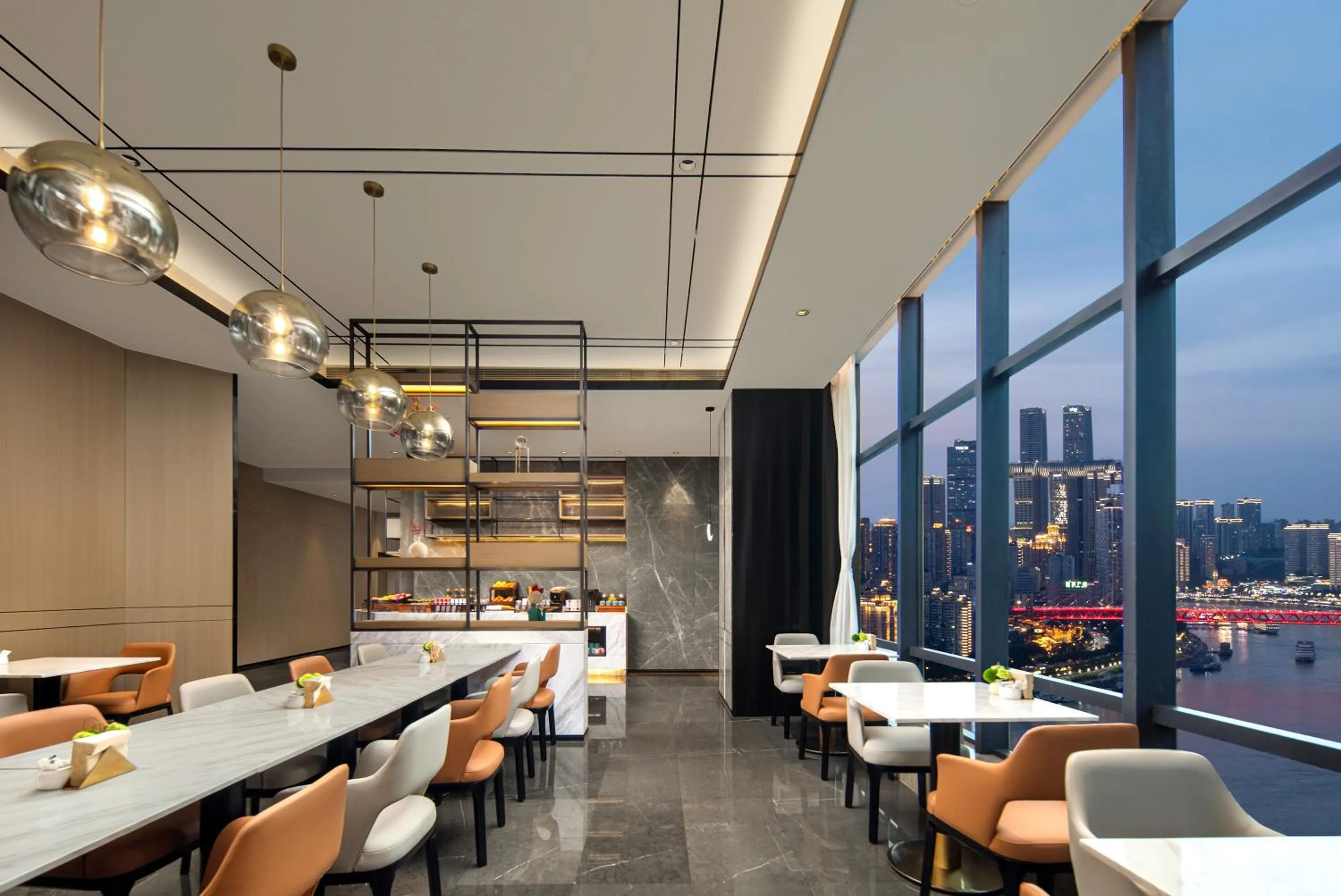 Restaurant/places to eat in Atour S Hotel Chongqing Crown International