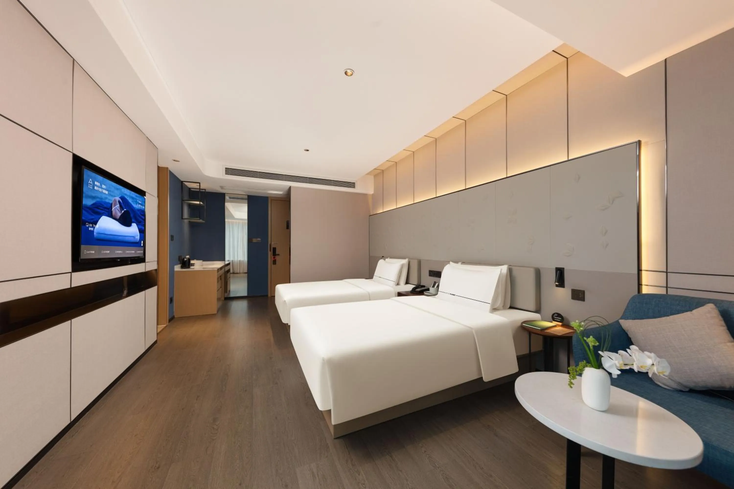 Bed in Atour S Hotel Chongqing Crown International