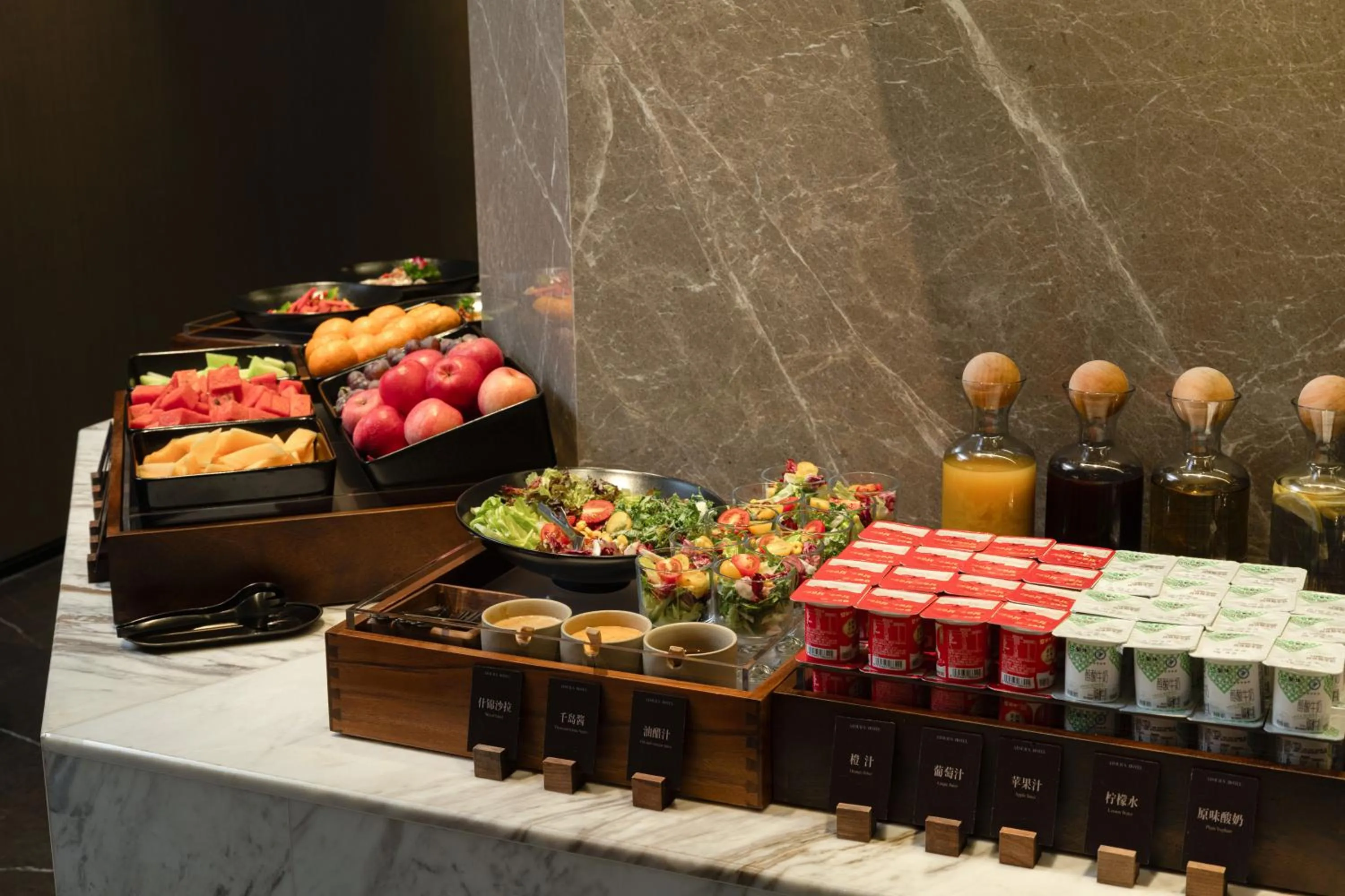 Breakfast in Atour S Hotel Chongqing Crown International