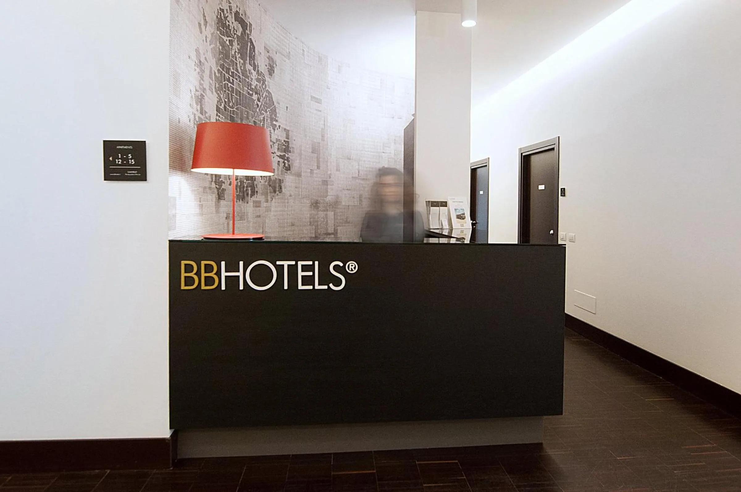 Property logo or sign in BB Hotels Aparthotel Desuite