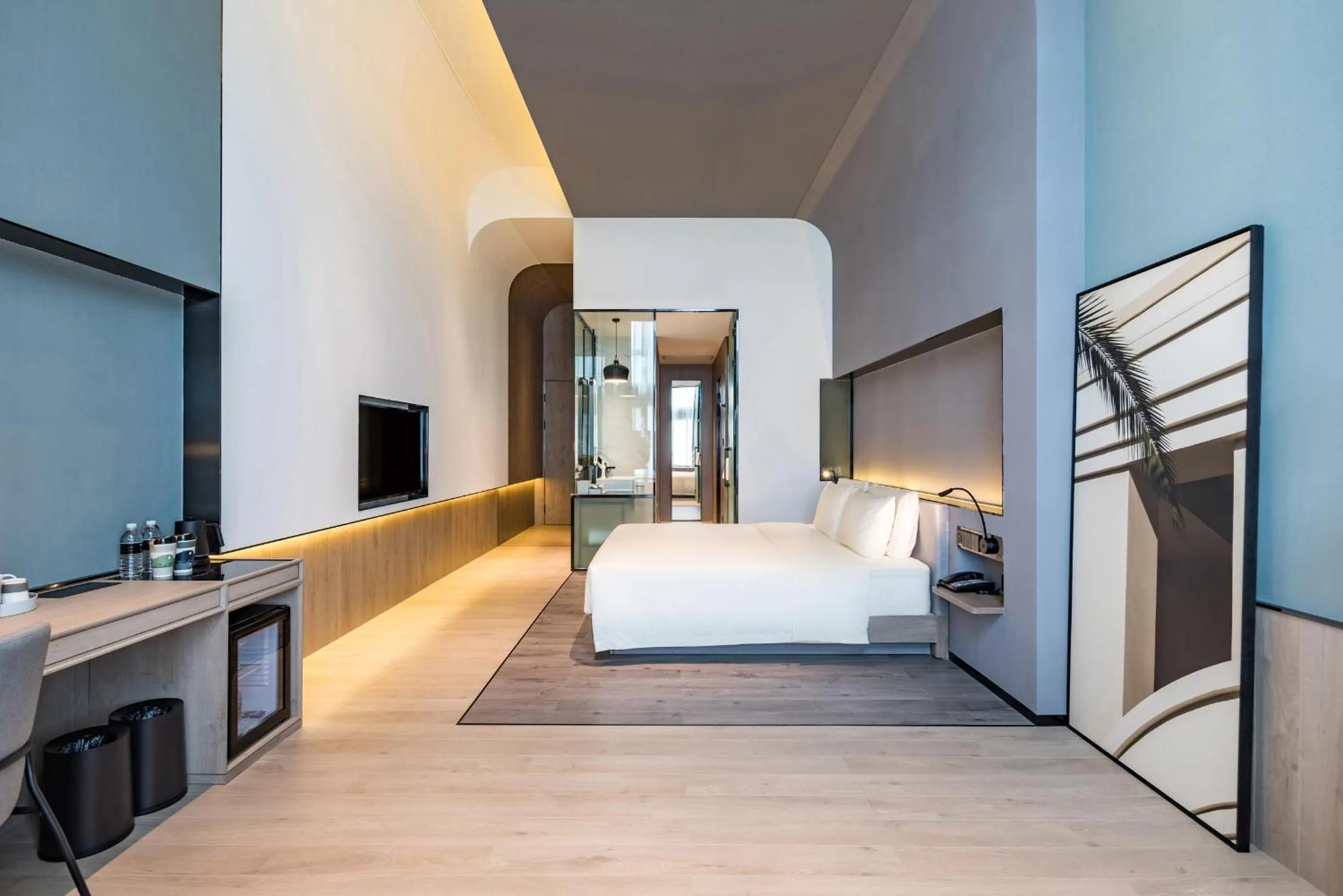 Photo of the whole room, Bed in Atour S Hotel Shanghai Hongqiao Center Aegean-Late night Congee