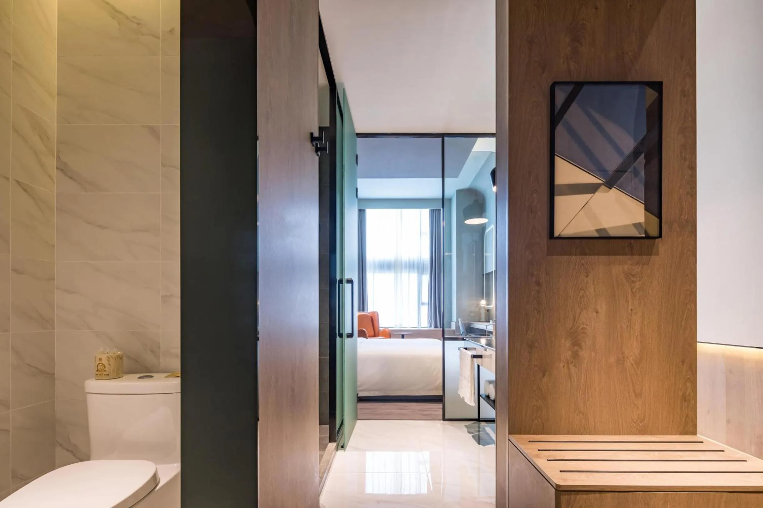 Toilet in Atour S Hotel Shanghai Hongqiao Center Aegean-Late night Congee