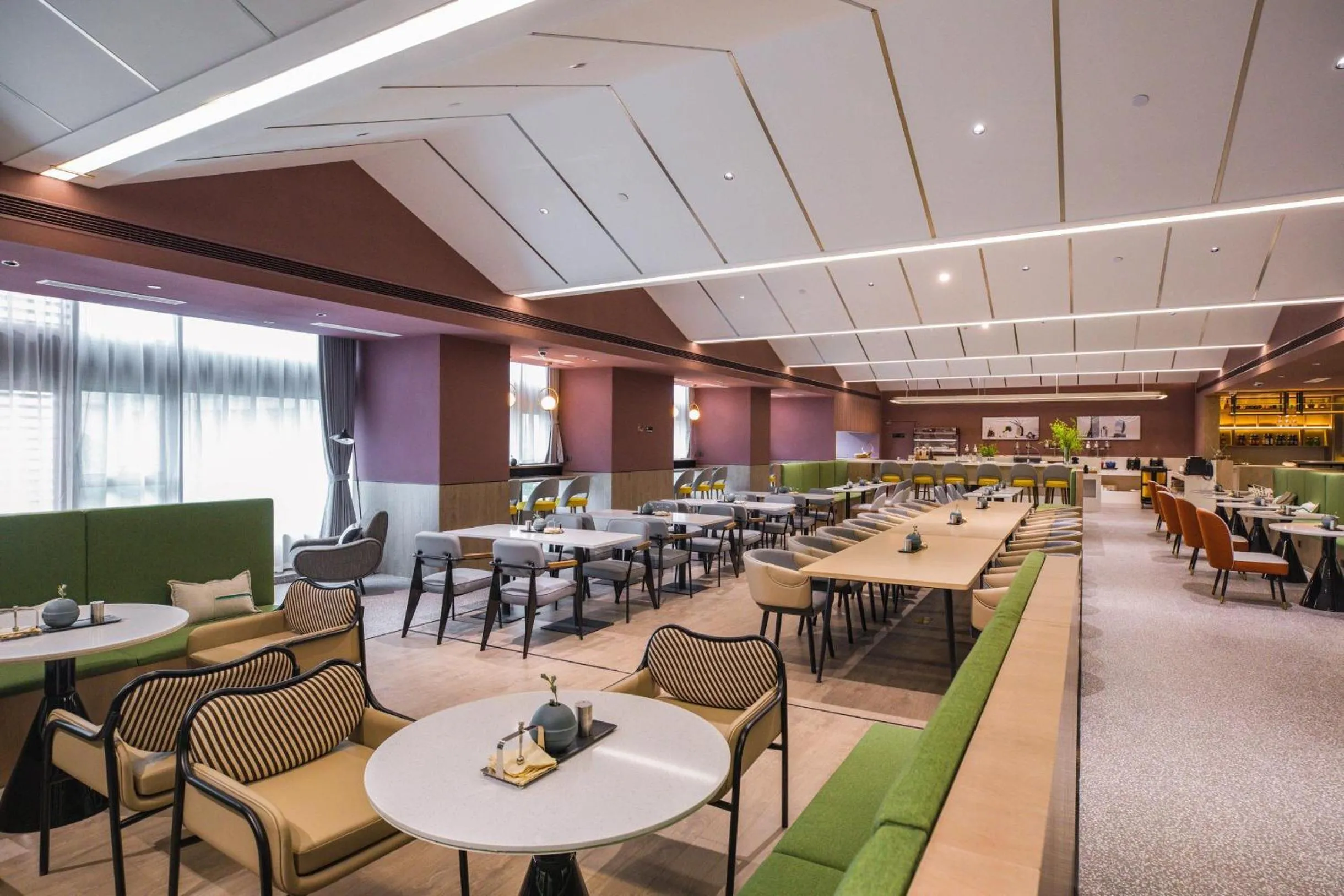 Restaurant/places to eat in Atour S Hotel Shanghai Hongqiao Center Aegean-Late night Congee