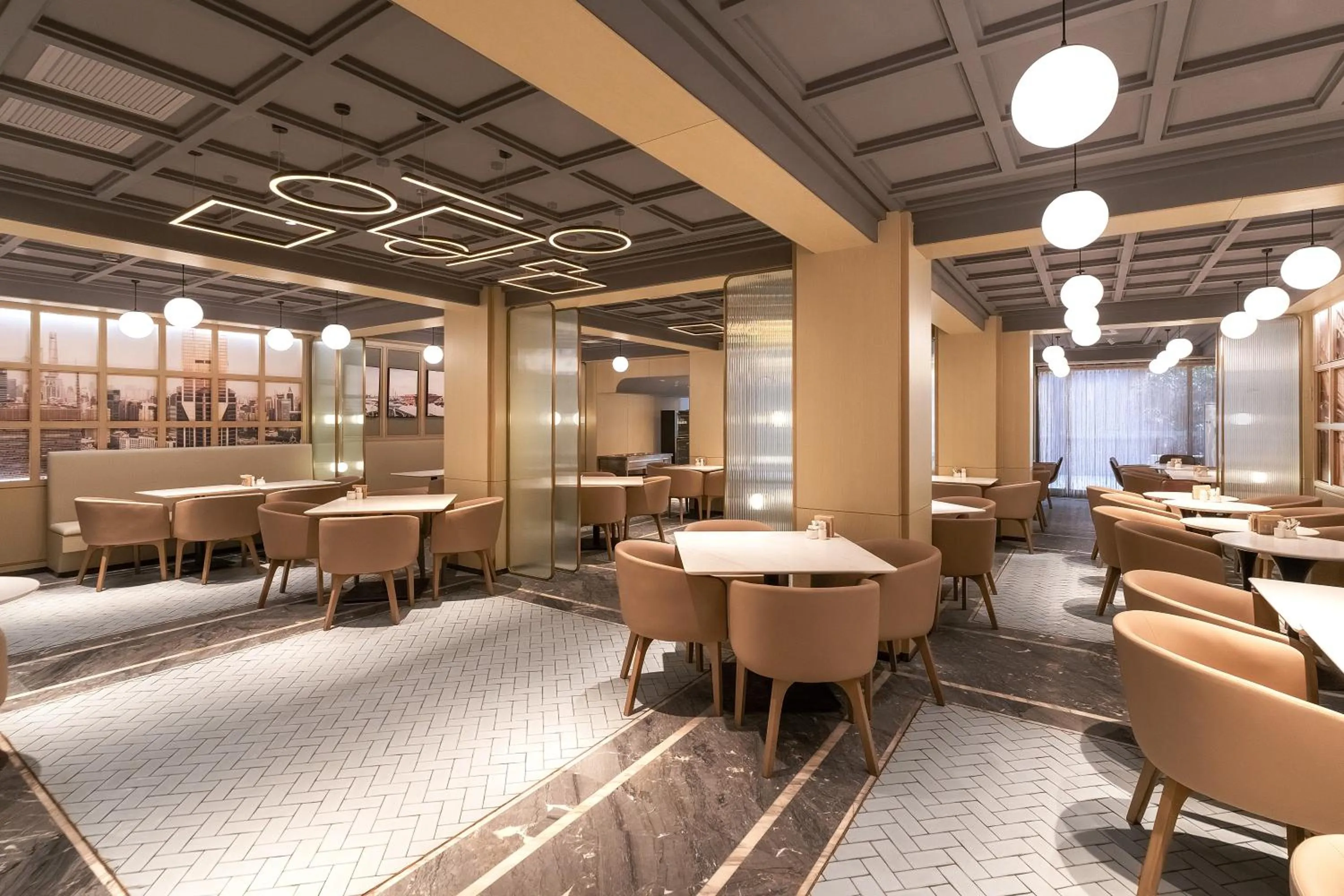 Restaurant/places to eat in Atour Hotel Nanjing East Road, The Bund-Self-service free laundry-Free Night Snacks