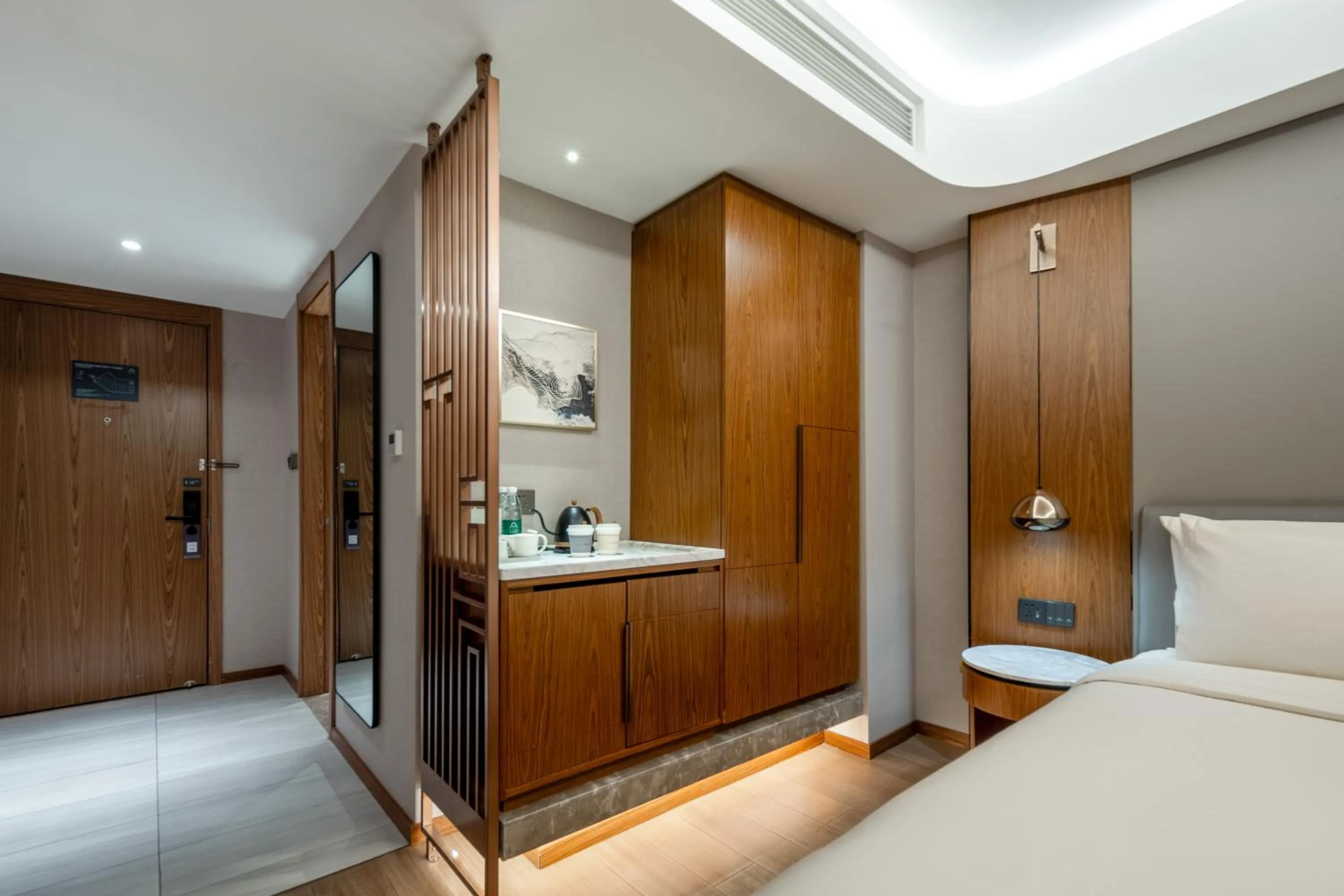 Bed in Atour X Hotel Shanghai Lujiazui Binjiang Avenue